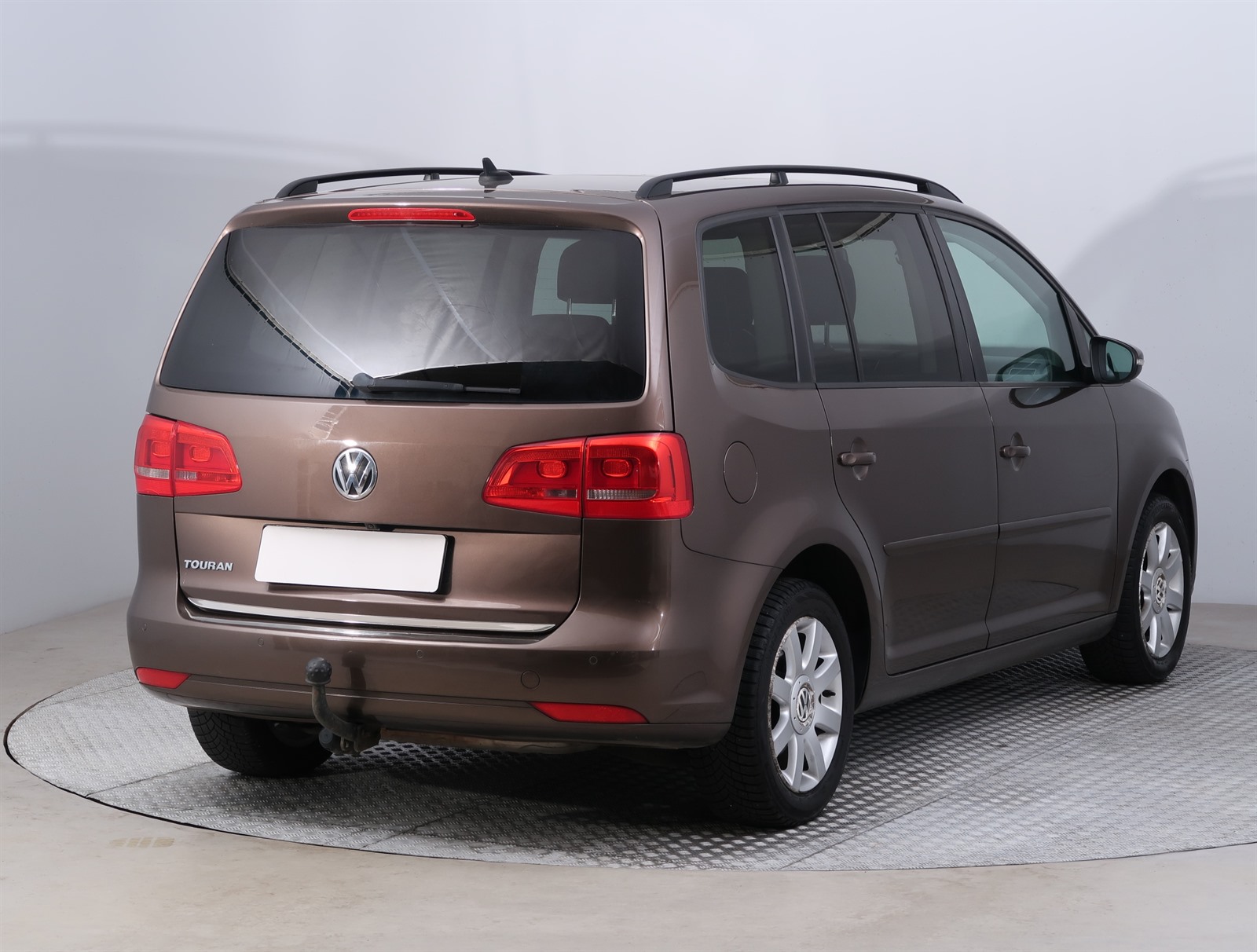 Volkswagen Touran, 2014 - pohled č. 7
