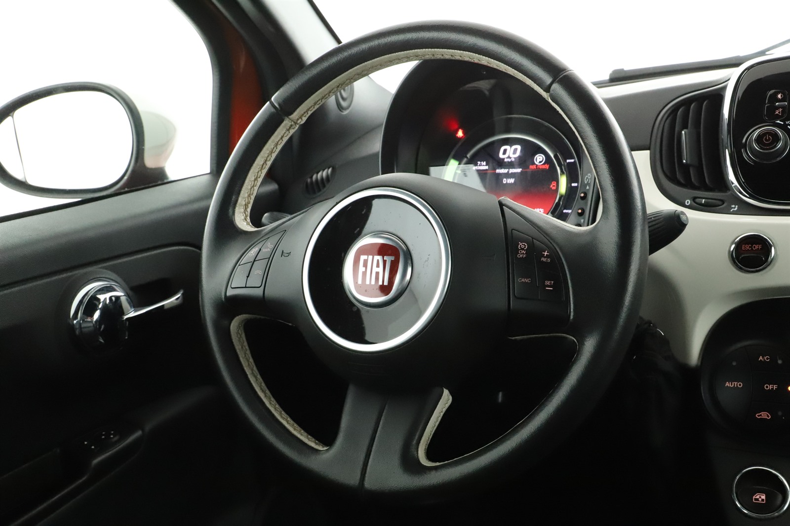 Fiat 500e, 2016 - pohled č. 14