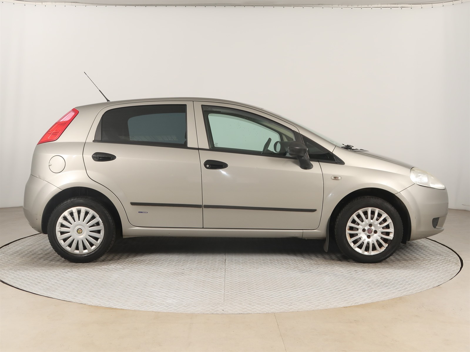 Fiat Grande Punto, 2008 - pohled č. 8
