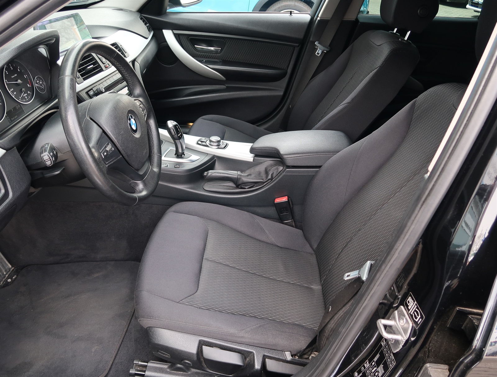 BMW Řada 3, 2013 - pohled č. 16