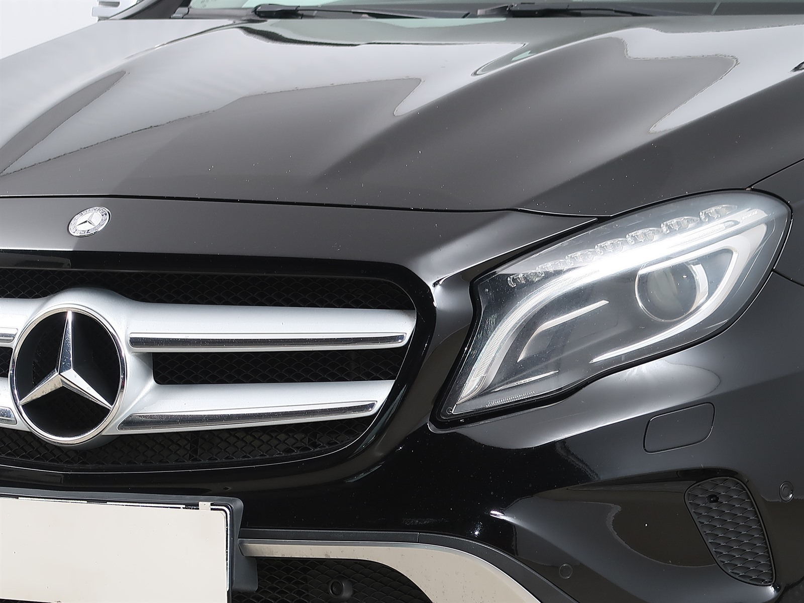 Mercedes-Benz GLA, 2014 - pohled č. 25