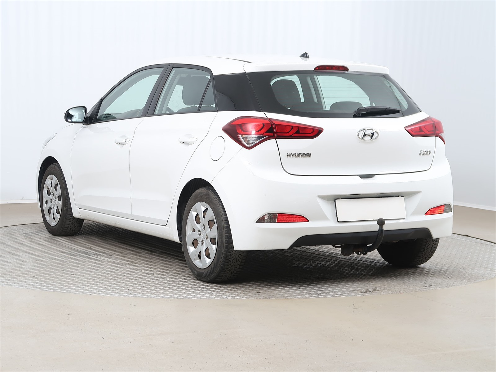 Hyundai i20, 2018 - pohled č. 5