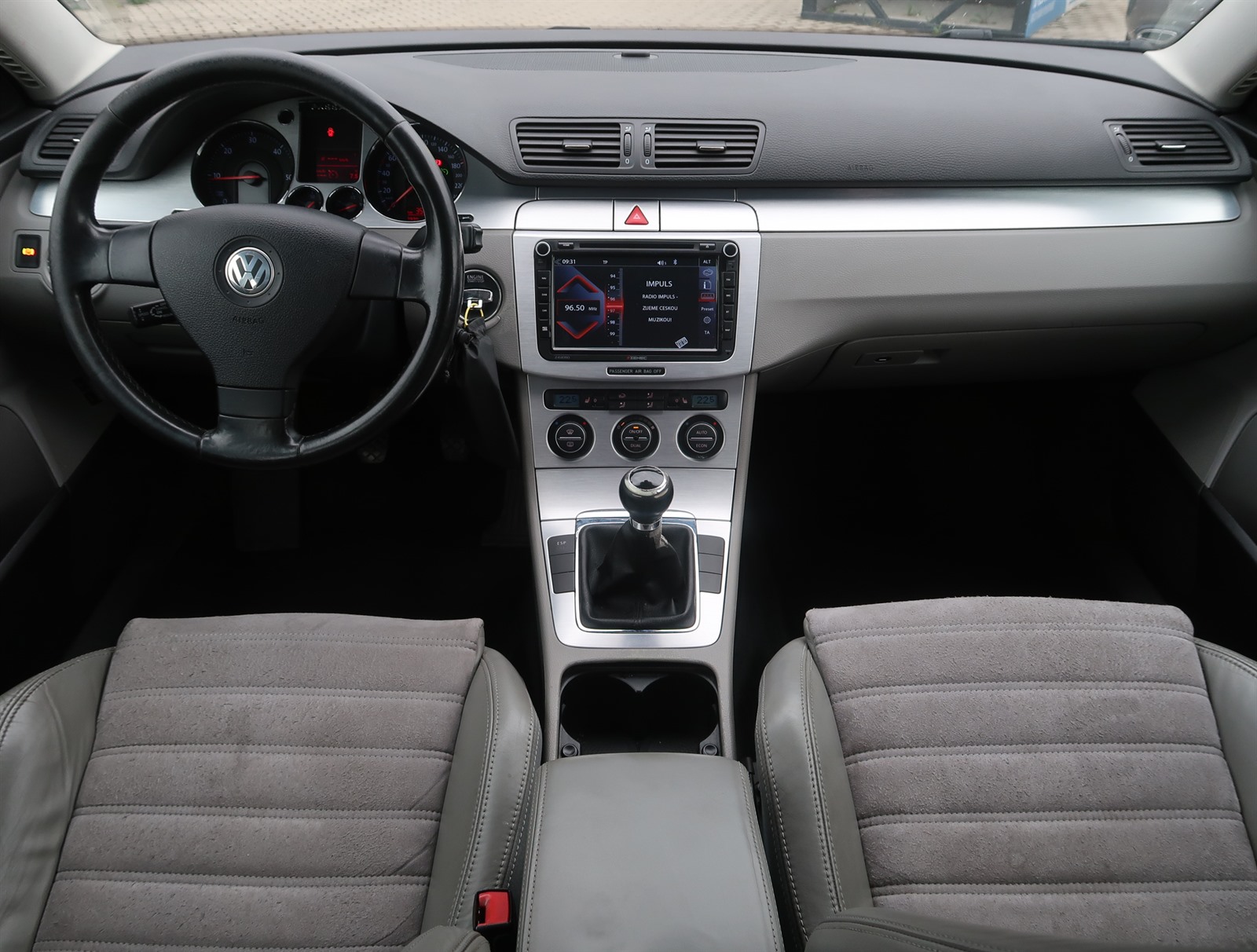 Volkswagen Passat, 2005 - pohled č. 10