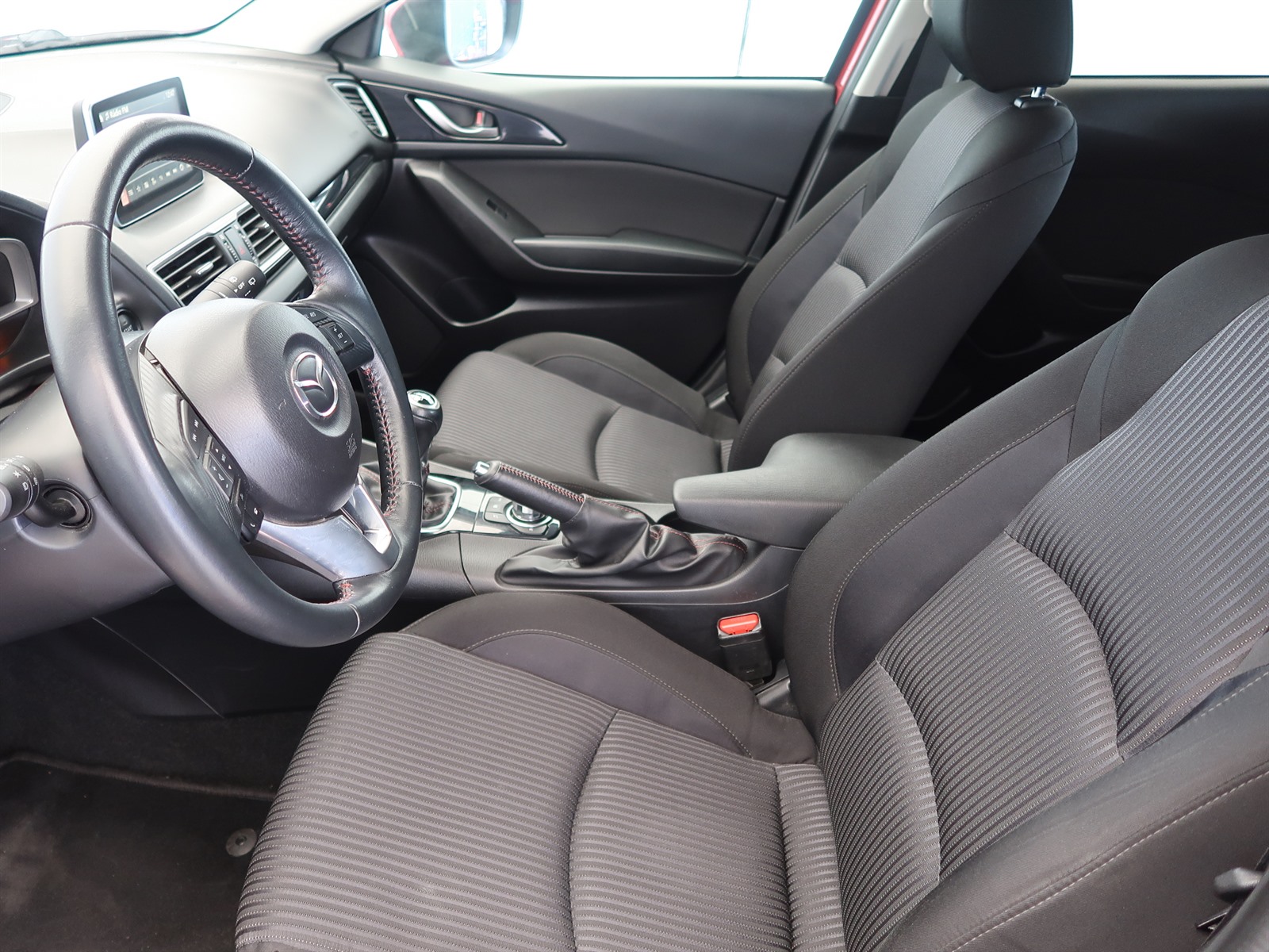 Mazda 3, 2015 - pohled č. 16