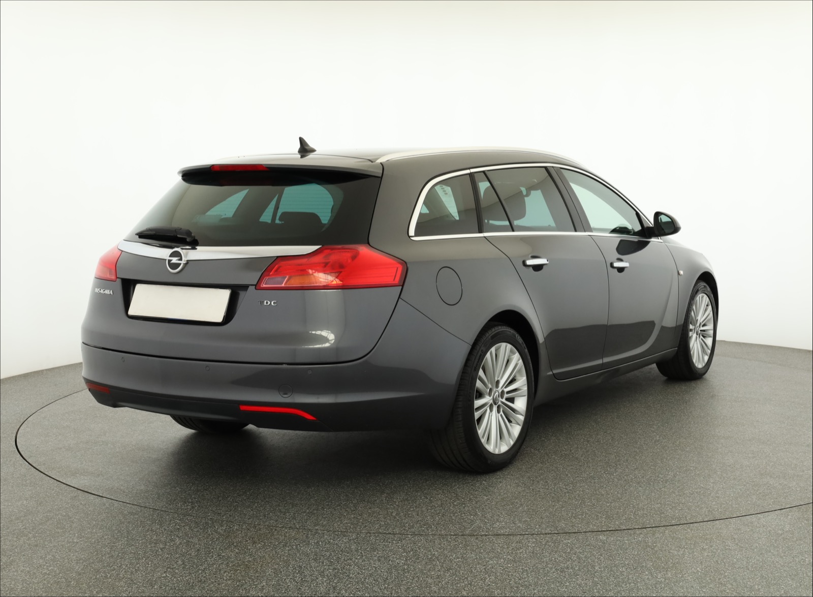 Opel Insignia, 2012 - pohled č. 7