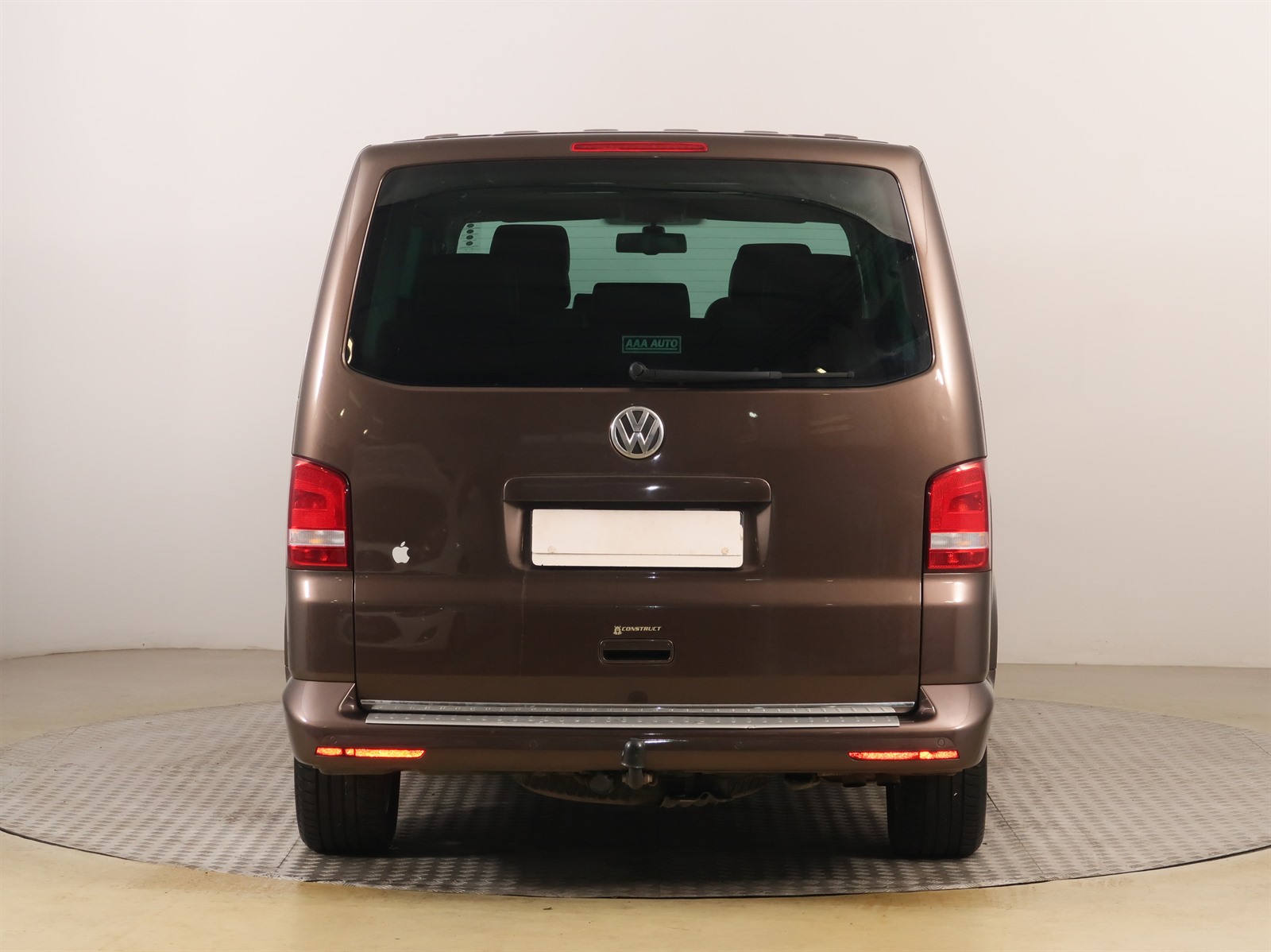 Volkswagen Multivan, 2012 - pohled č. 6