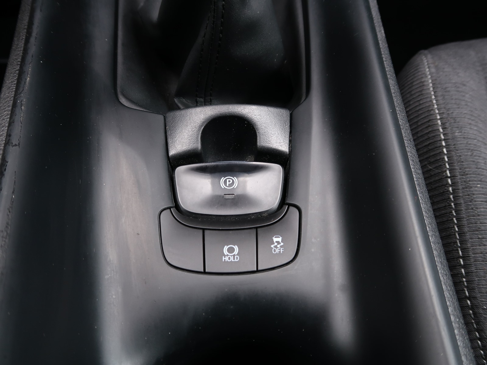 Toyota C-HR, 2017 - pohled č. 21