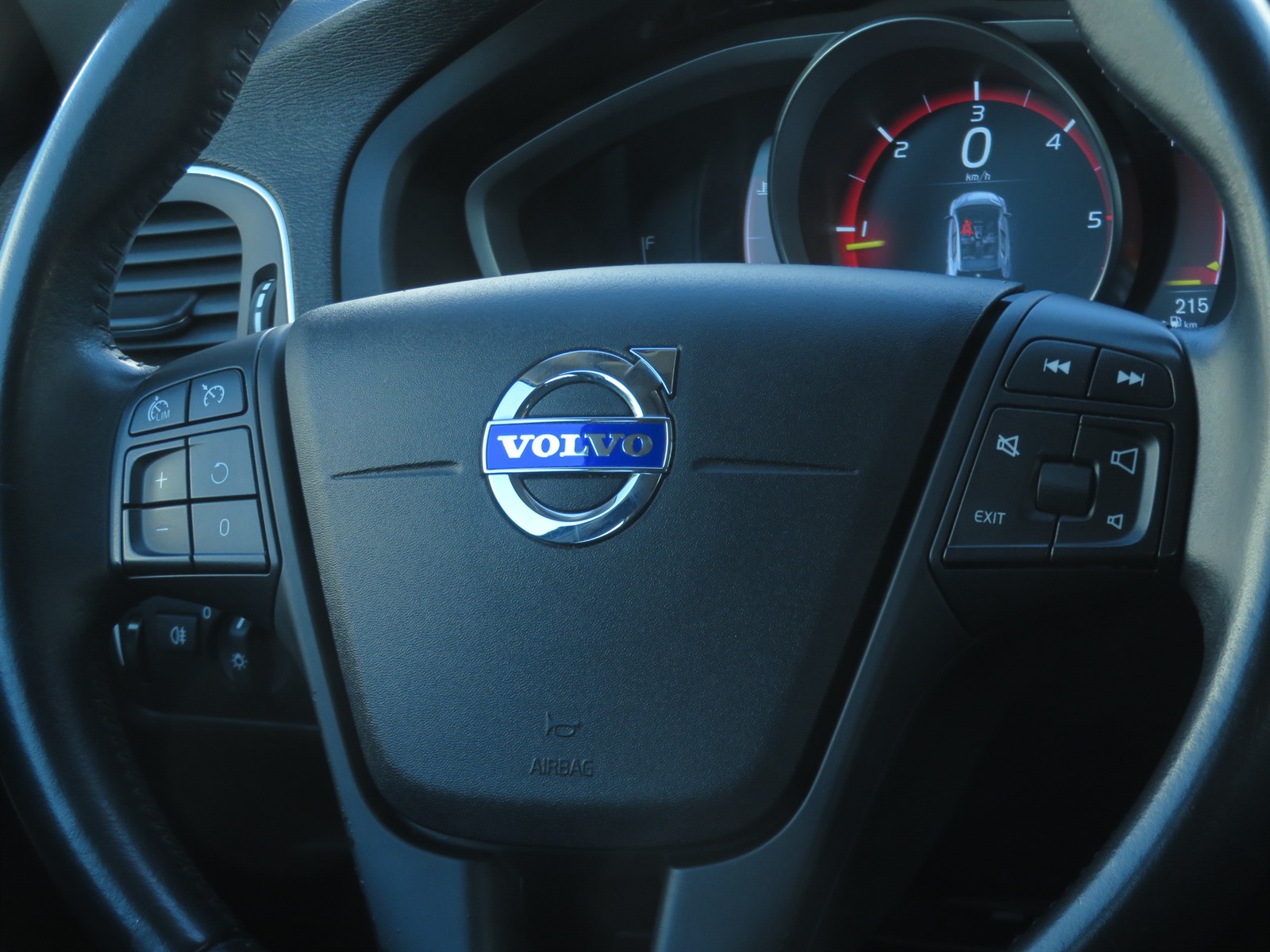 Volvo V40, 2016 - pohled č. 24