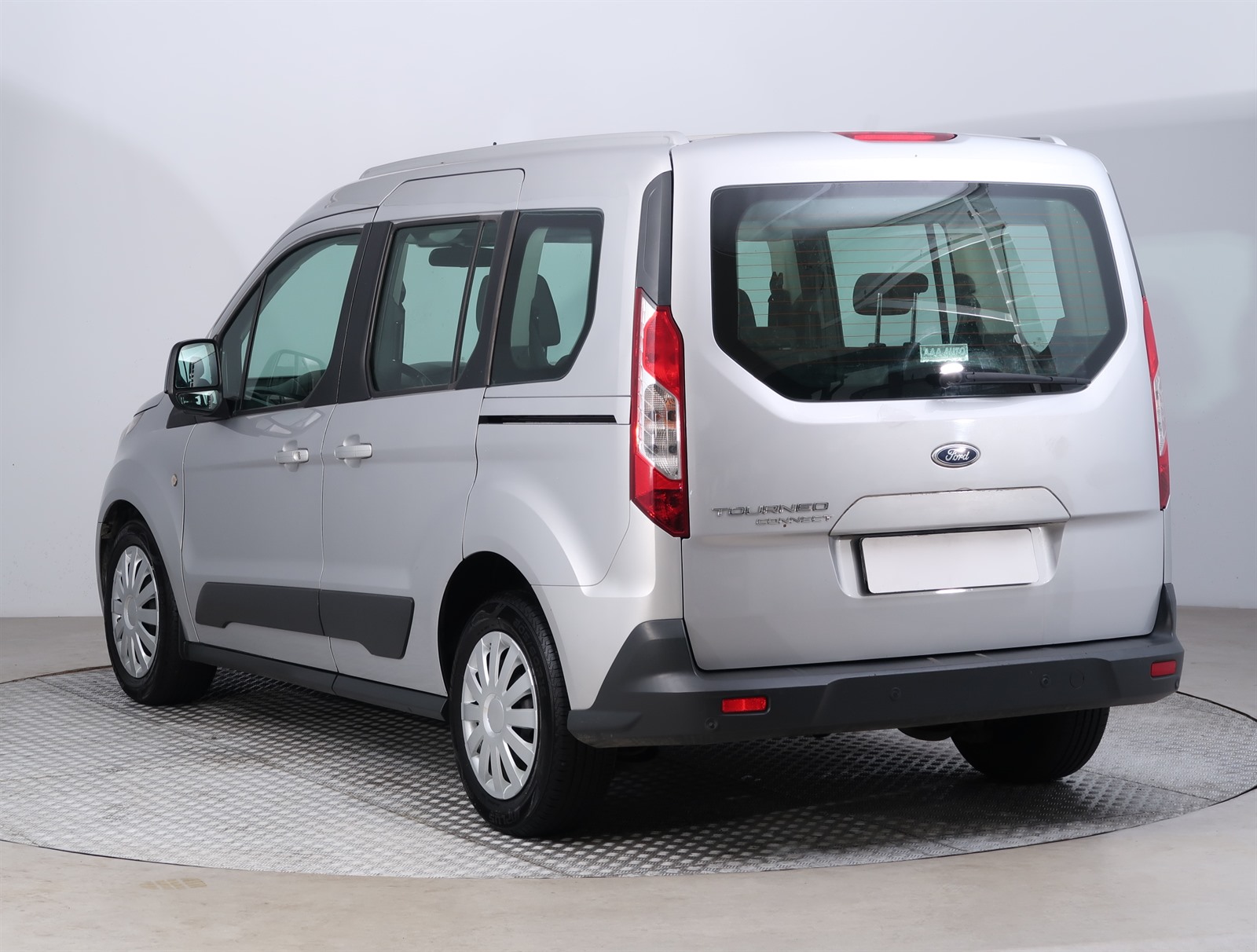 Ford Tourneo Connect, 2016 - pohled č. 5