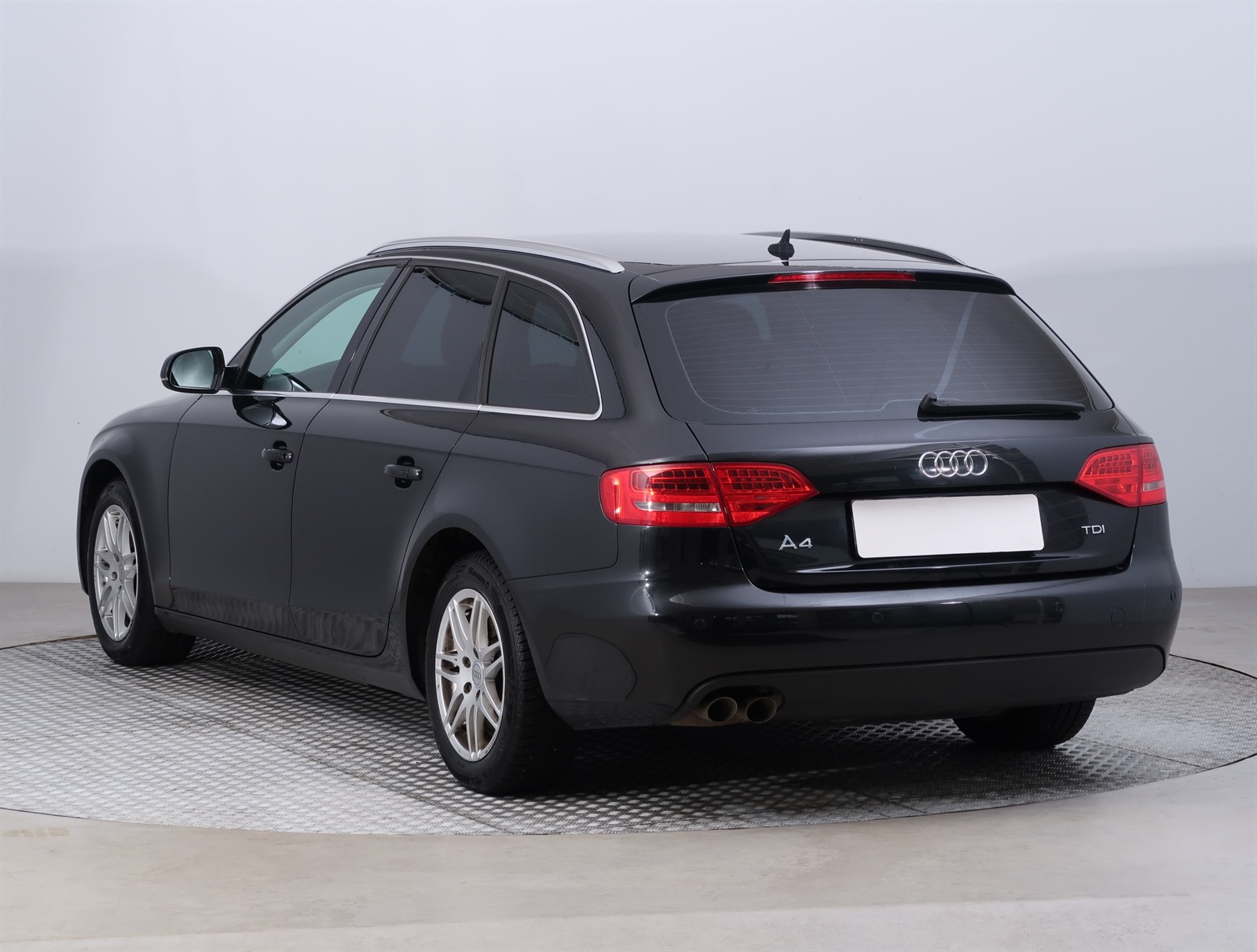 Audi A4, 2010 - pohled č. 5