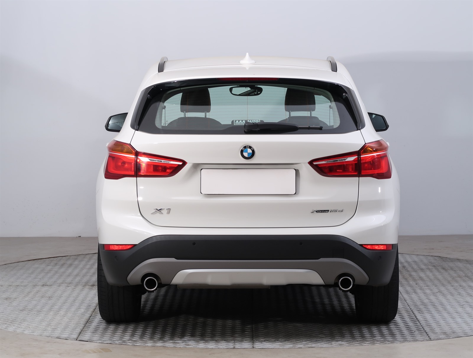 BMW X1, 2019 - pohled č. 6