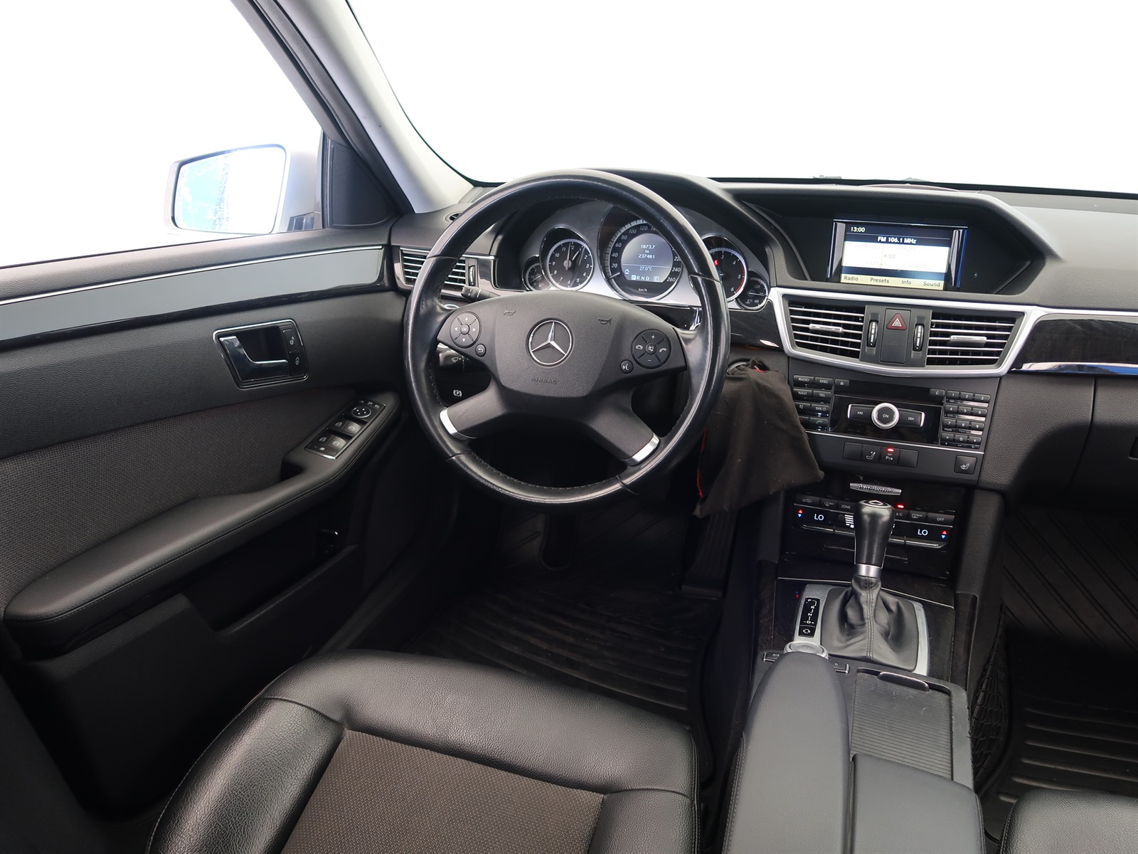 Mercedes-Benz E, 2010 - pohled č. 9