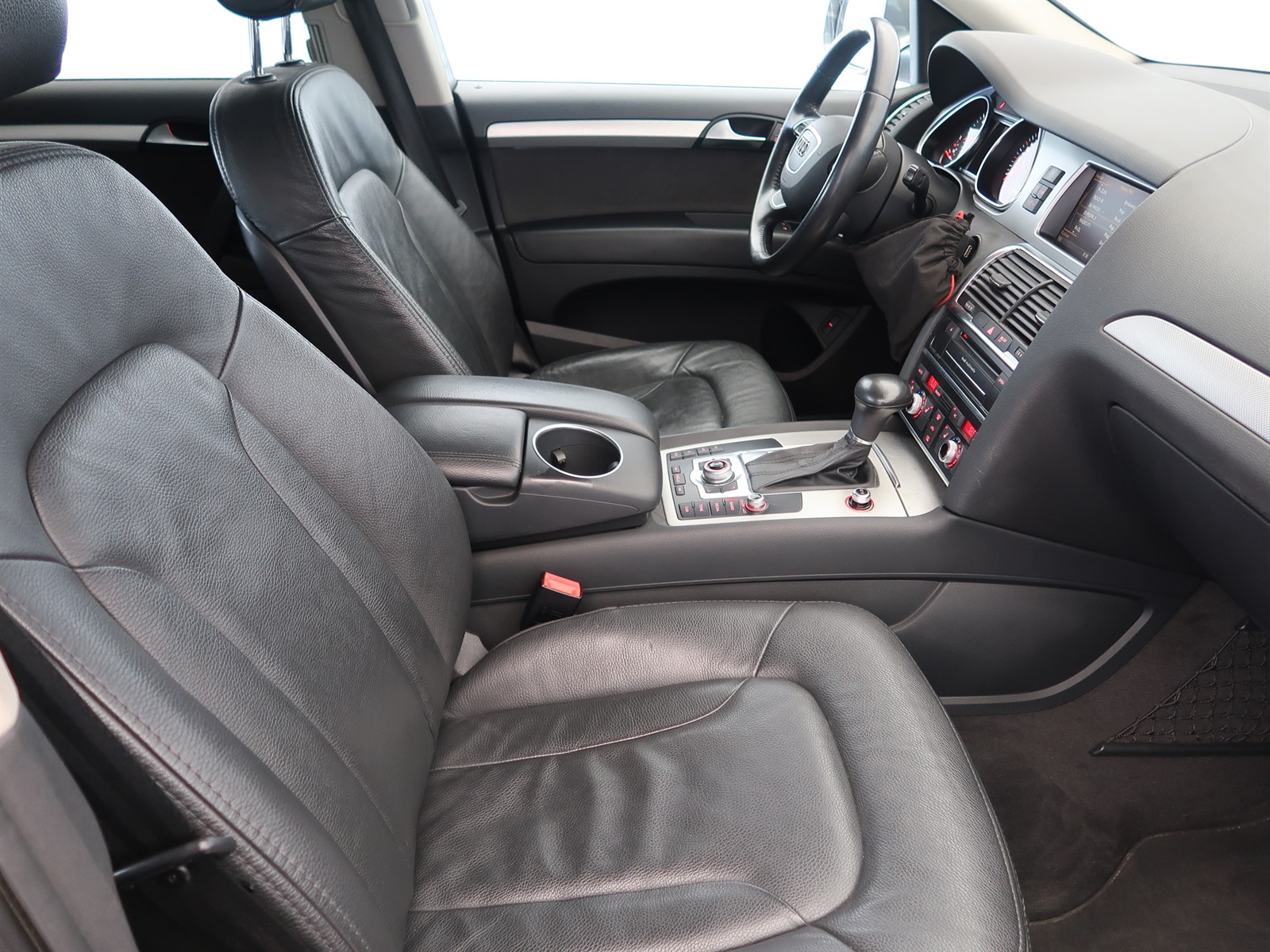 Audi Q7, 2011 - pohled č. 12