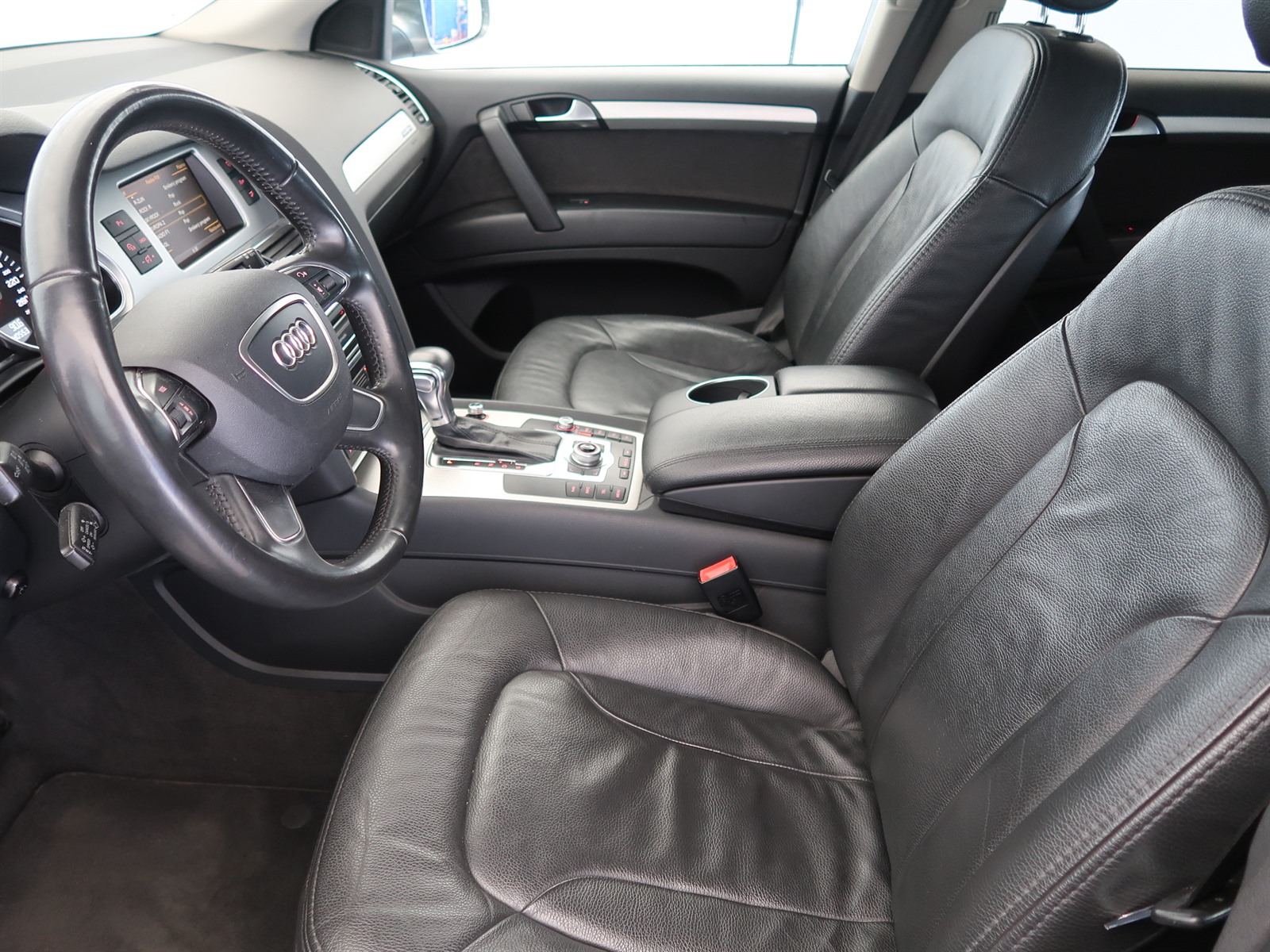 Audi Q7, 2011 - pohled č. 16