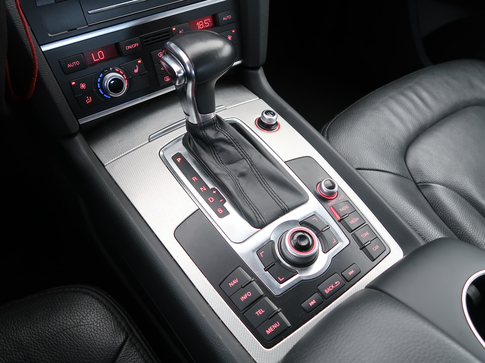 Audi Q7, 2011 - pohled č. 19