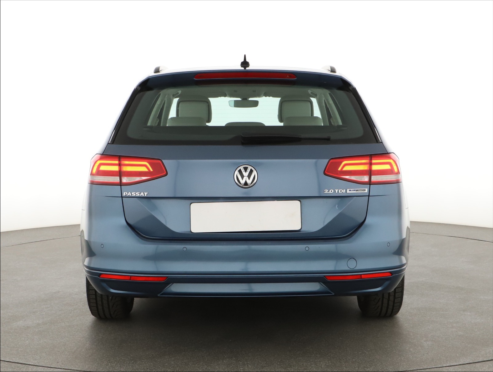 Volkswagen Passat, 2016 - pohled č. 6
