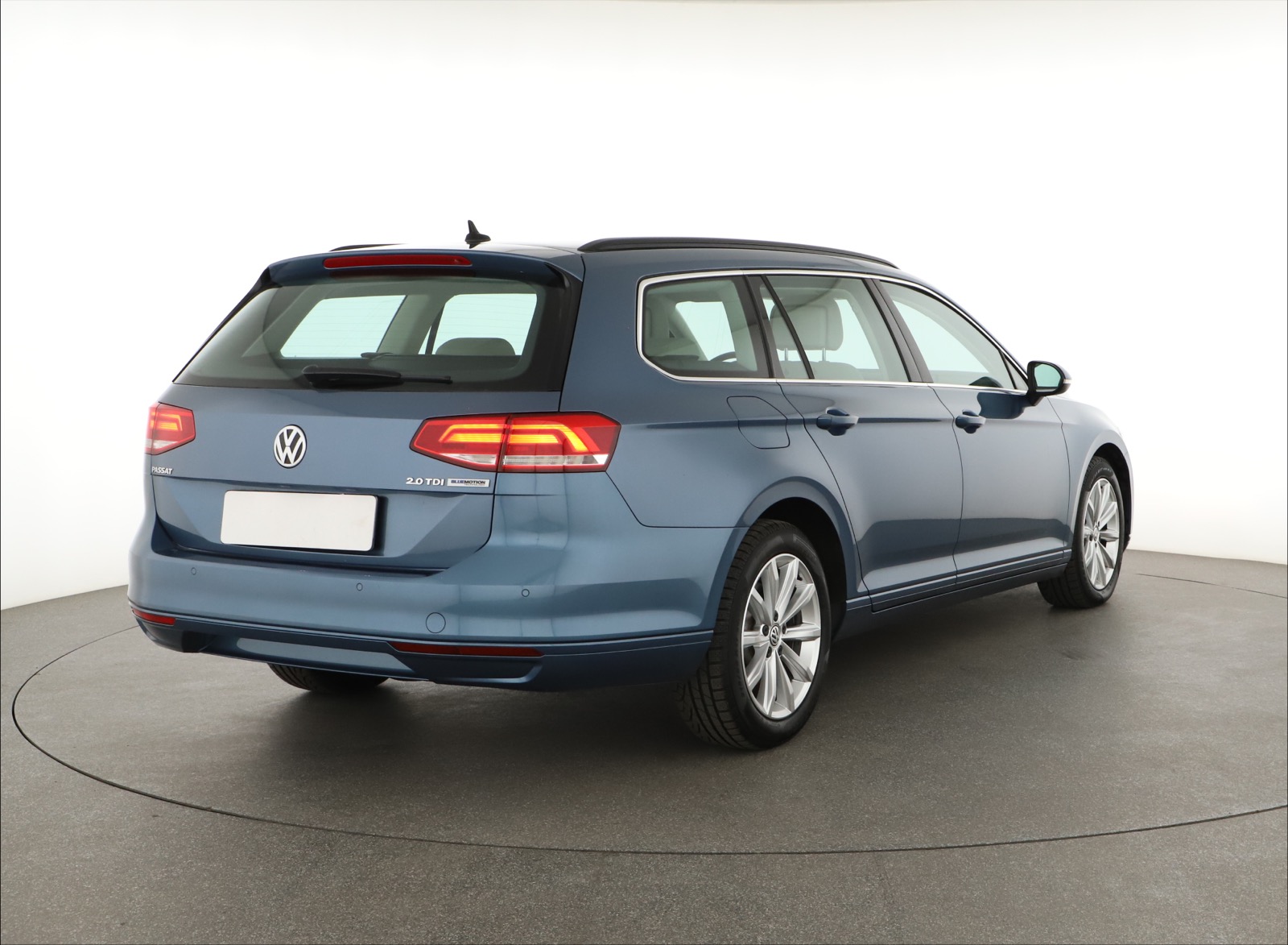 Volkswagen Passat, 2016 - pohled č. 7