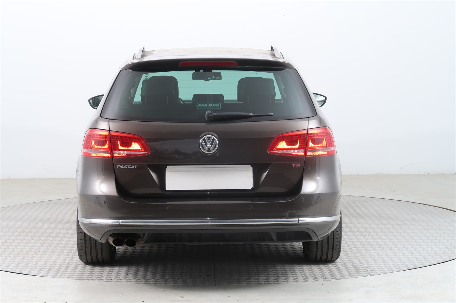 Volkswagen Passat, 2012 - pohled č. 6