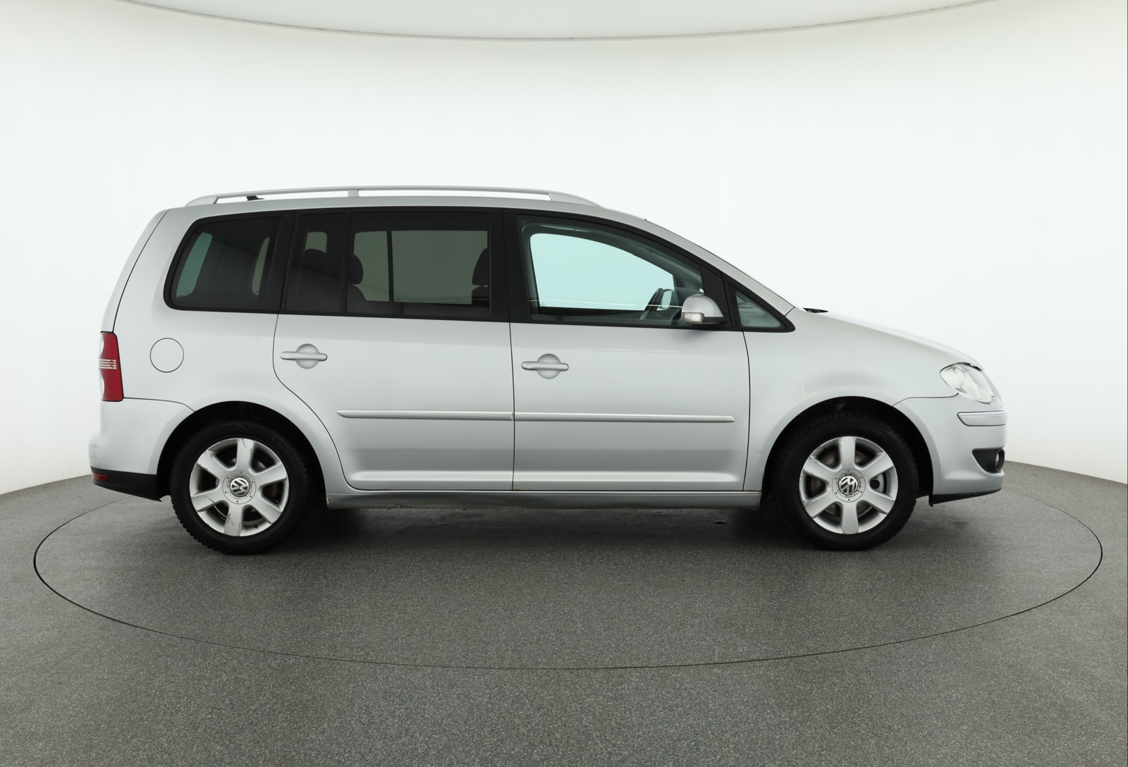 Volkswagen Touran, 2007 - pohled č. 8