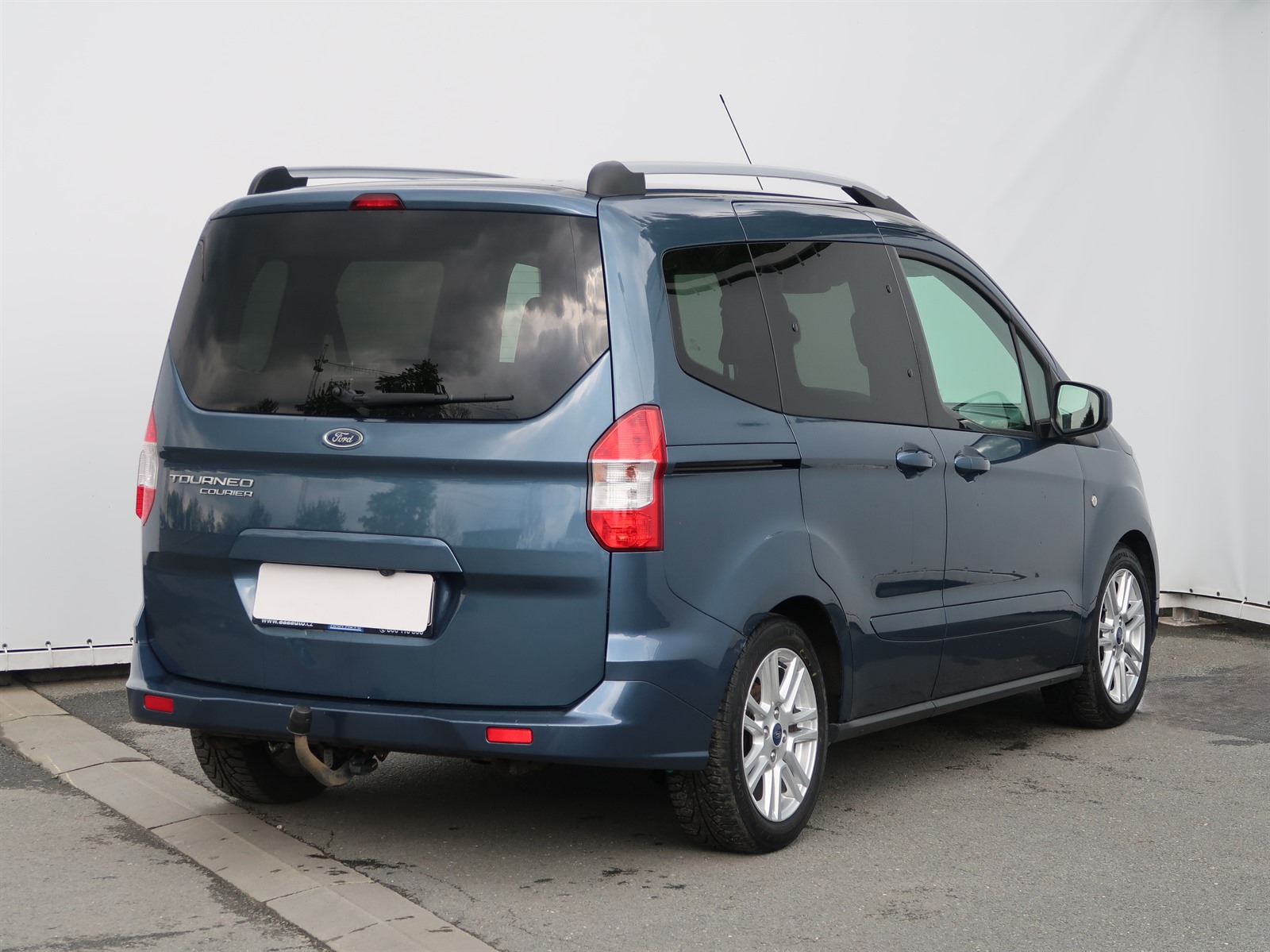 Ford Tourneo Courier, 2020 - pohled č. 7