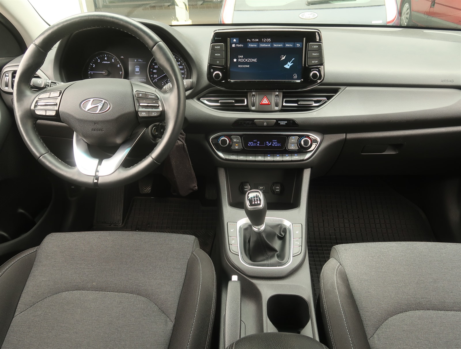 Hyundai i30, 2021 - pohled č. 10