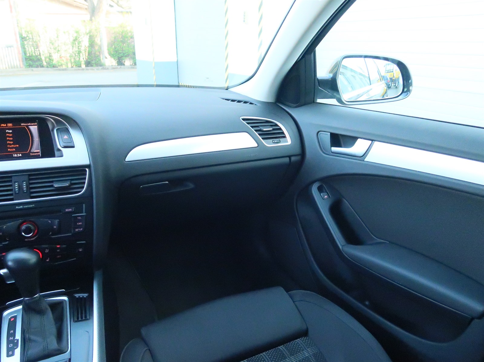 Audi A4, 2011 - pohled č. 11
