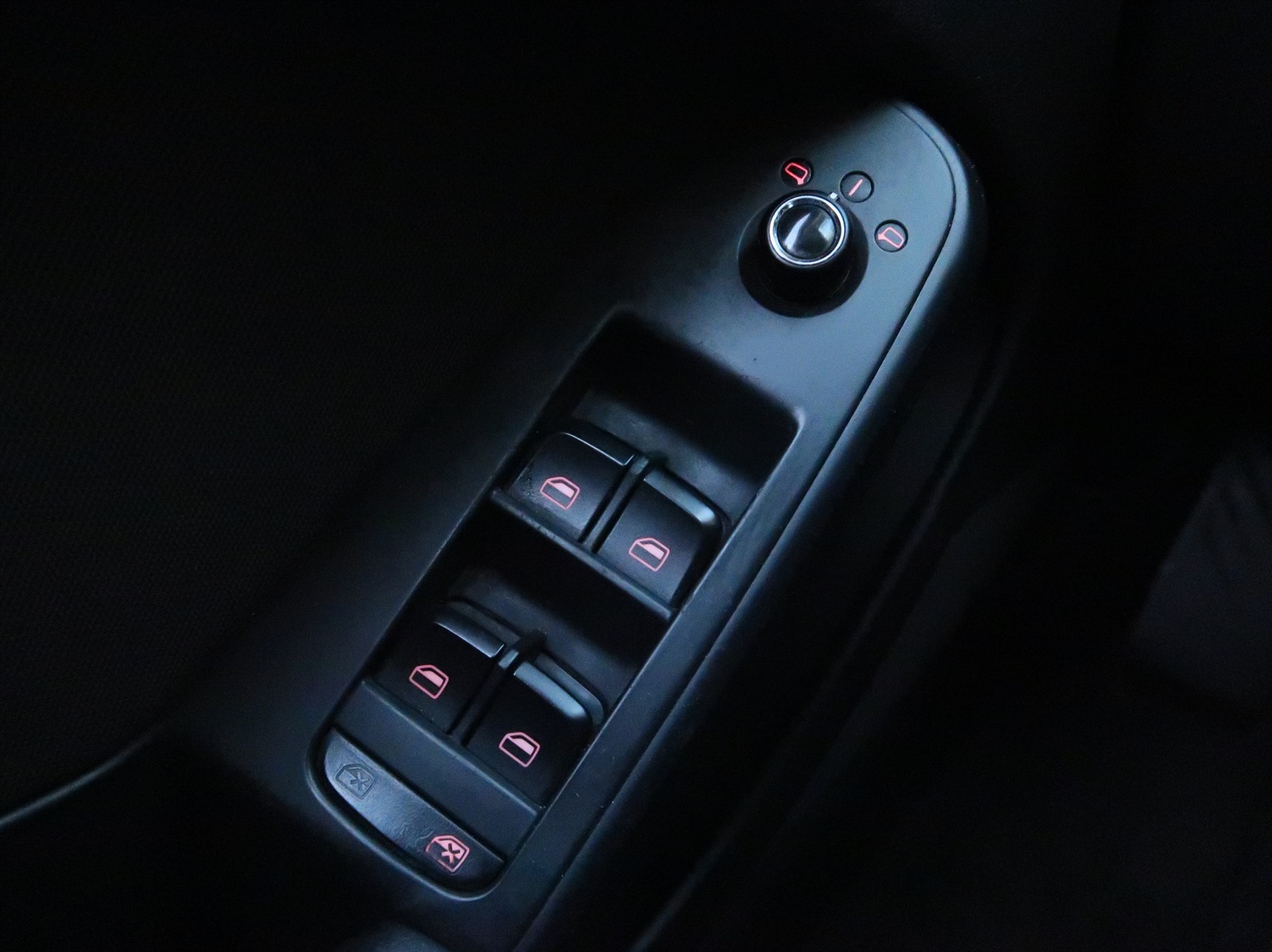 Audi A4, 2011 - pohled č. 22