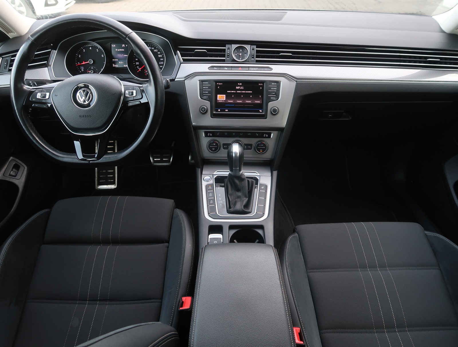 Volkswagen Passat, 2017 - pohled č. 10