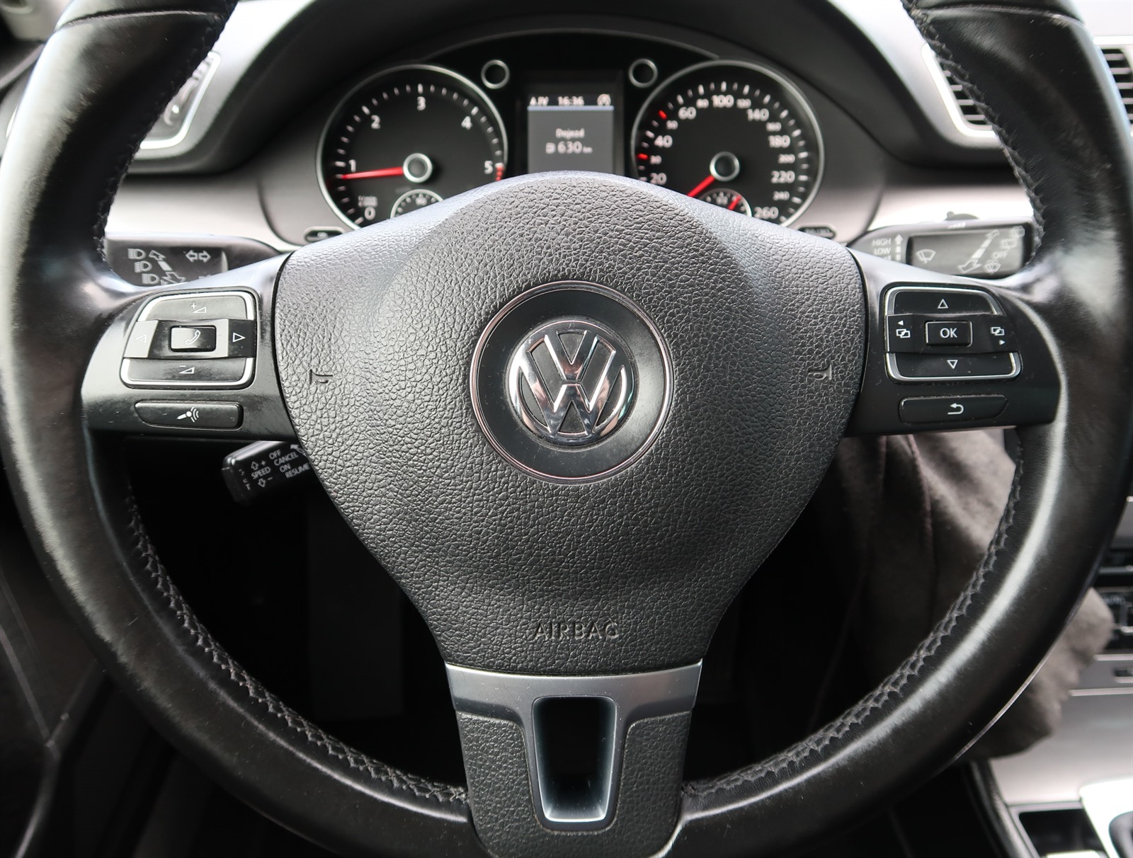 Volkswagen Passat, 2011 - pohled č. 19