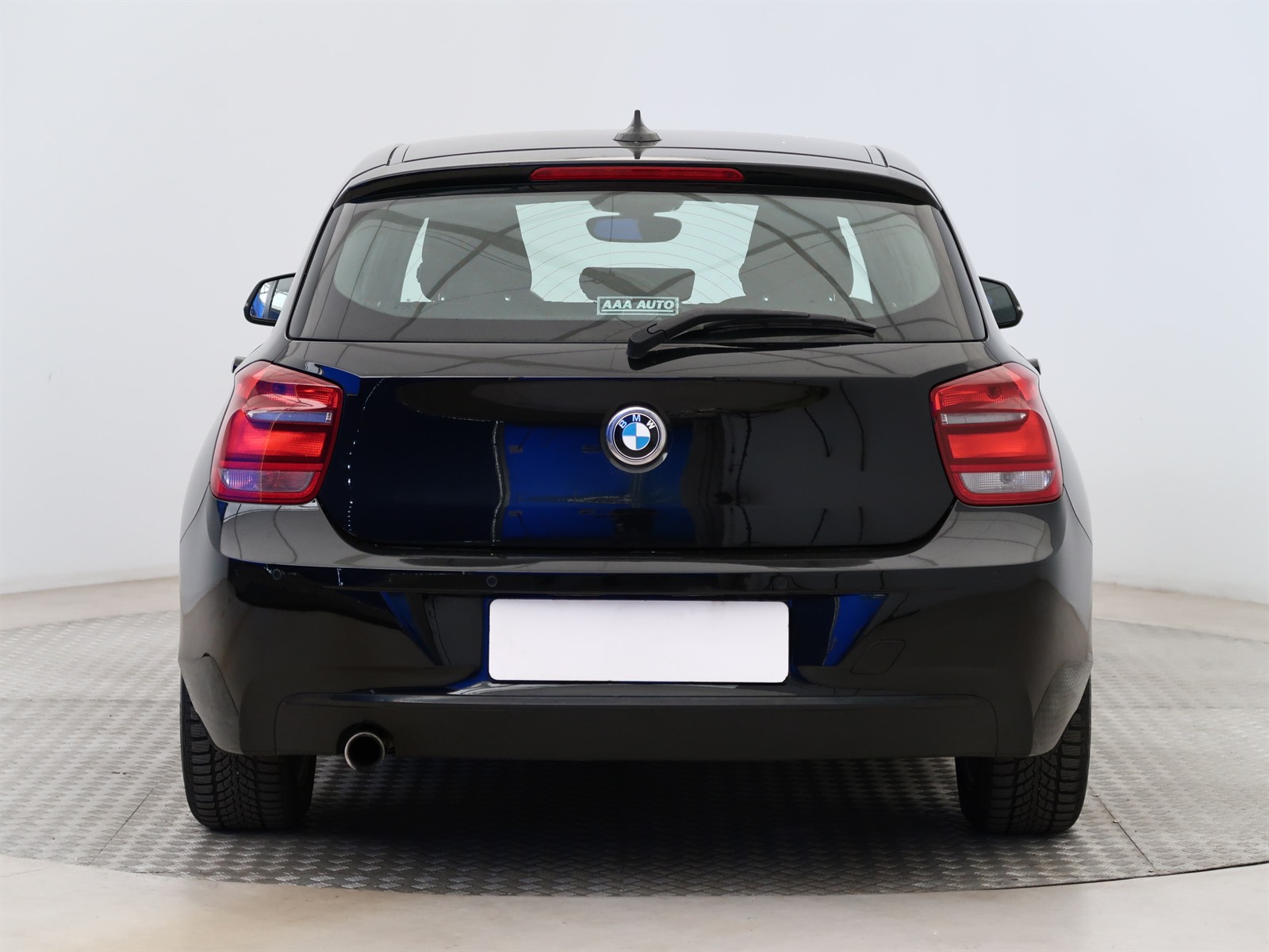 BMW 1, 2012 - pohled č. 6