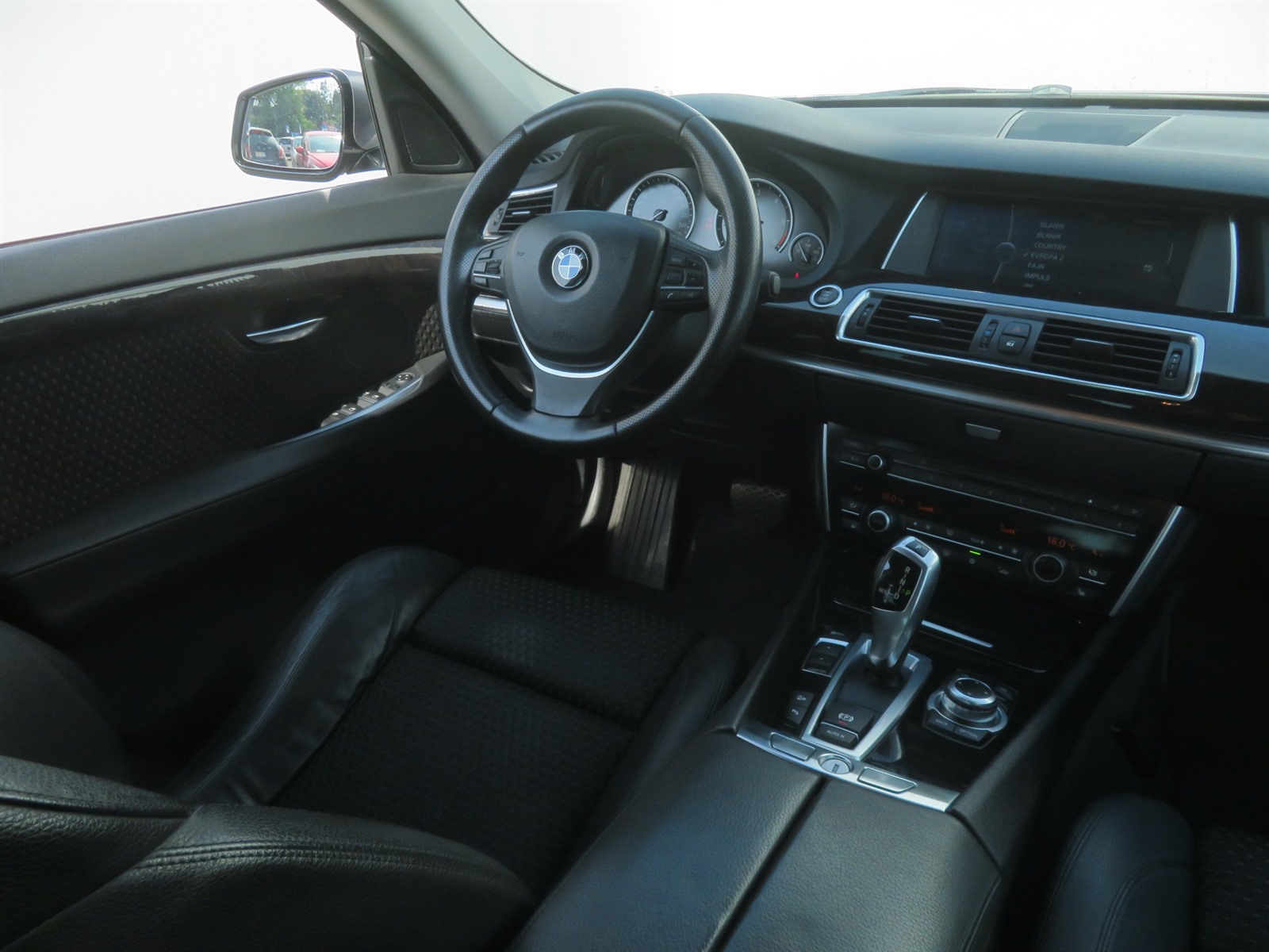 BMW 5GT, 2013 - pohled č. 9