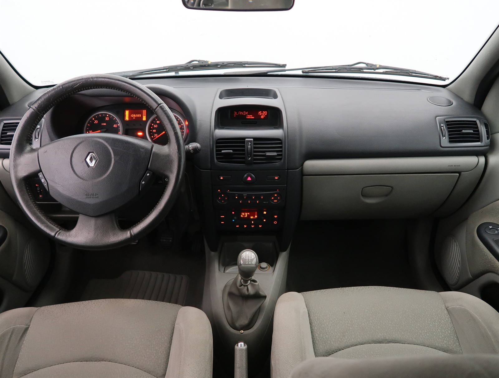 Renault Clio, 2004 - pohled č. 10