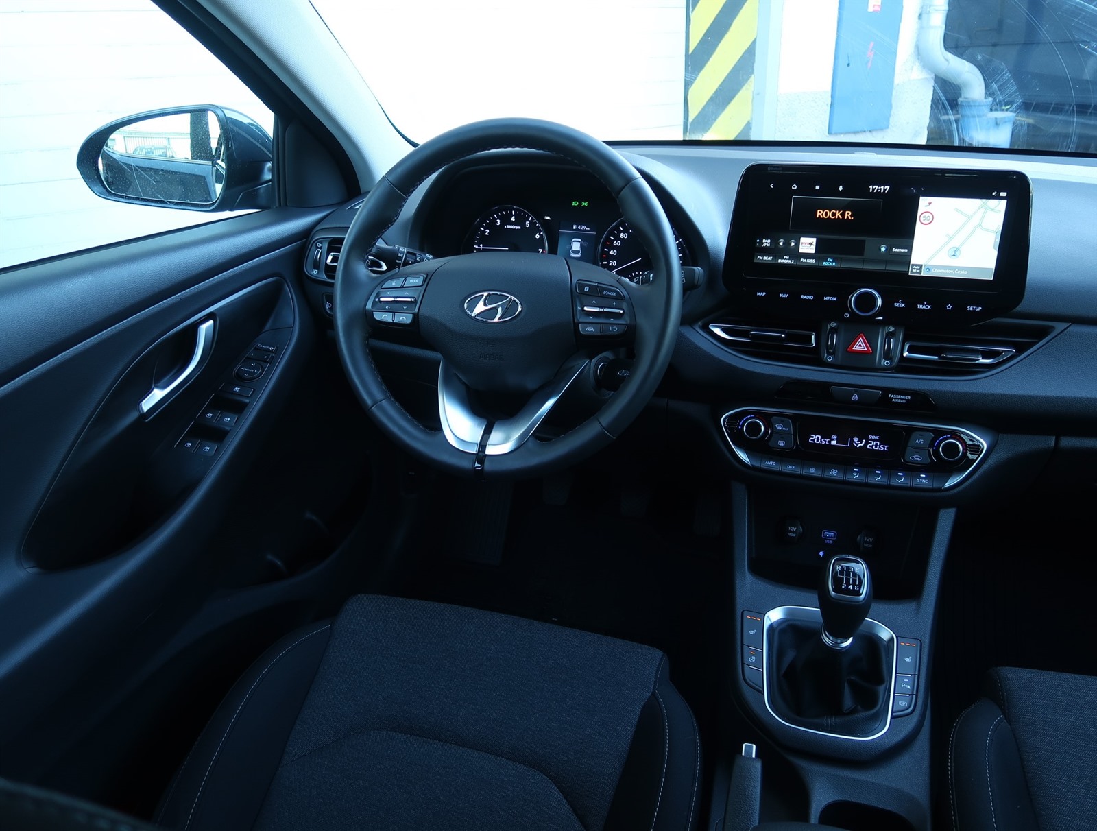 Hyundai i30, 2023 - pohled č. 9