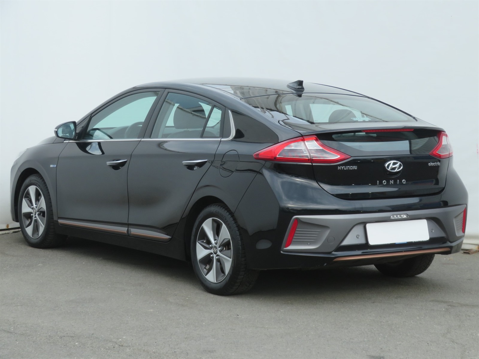 Hyundai Ioniq, 2018 - pohled č. 5
