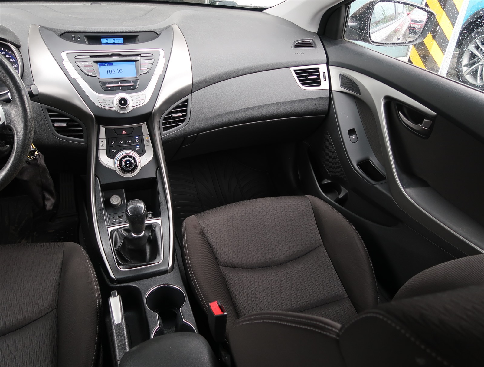 Hyundai Elantra, 2012 - pohled č. 11