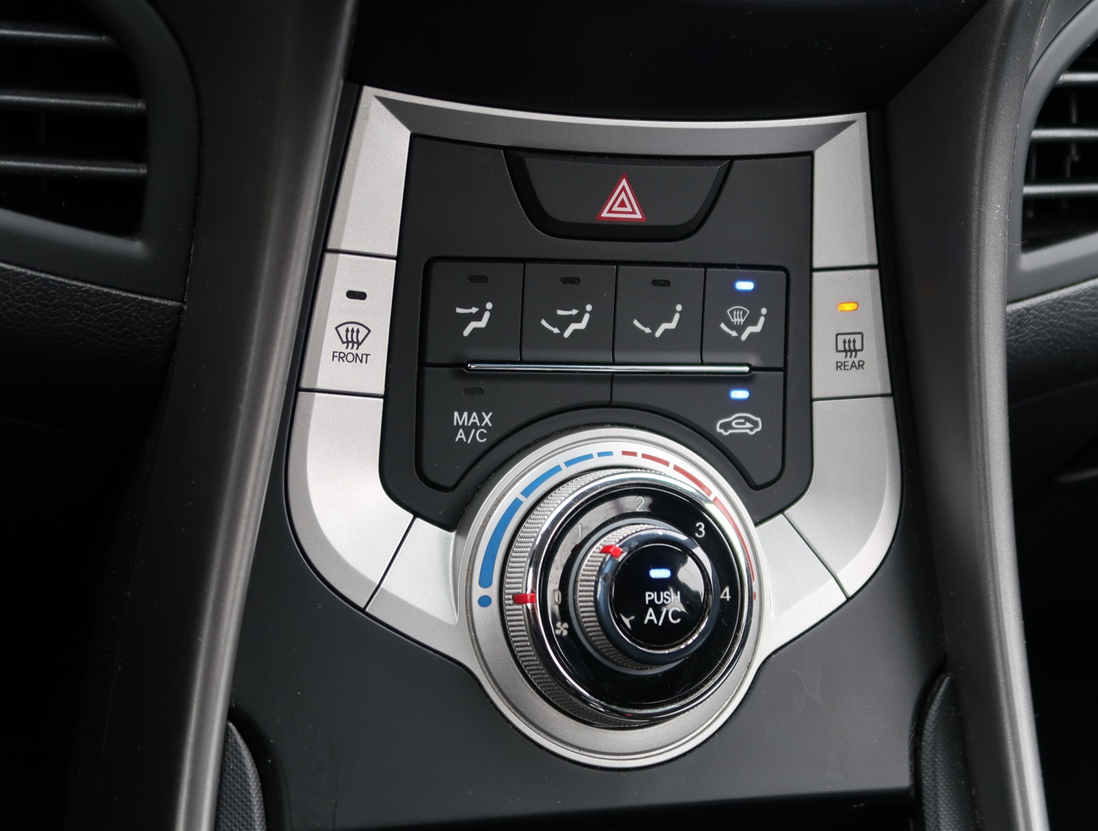 Hyundai Elantra, 2012 - pohled č. 22