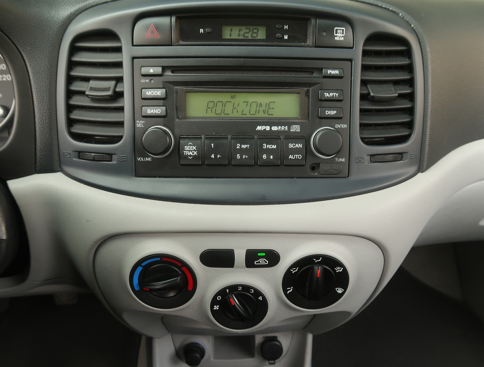 Hyundai Accent, 2008 - pohled č. 18