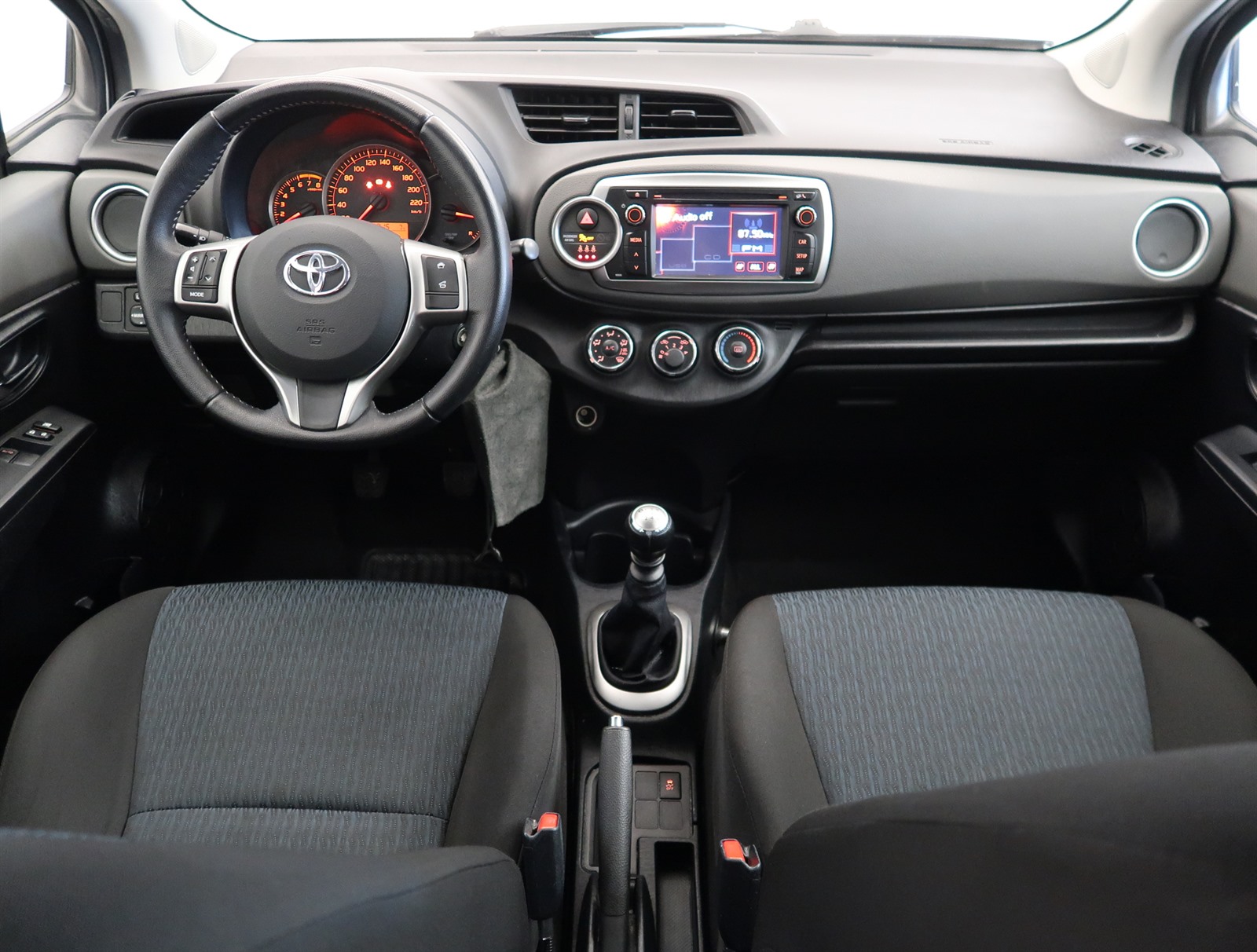 Toyota Yaris, 2012 - pohled č. 10