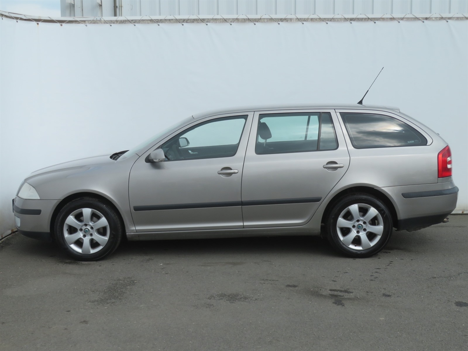 Škoda Octavia, 2007 - pohled č. 4