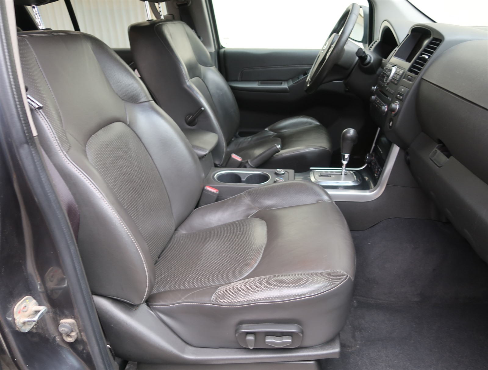 Nissan Pathfinder, 2011 - pohled č. 12