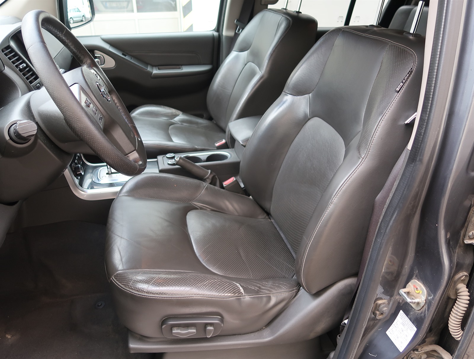 Nissan Pathfinder, 2011 - pohled č. 16