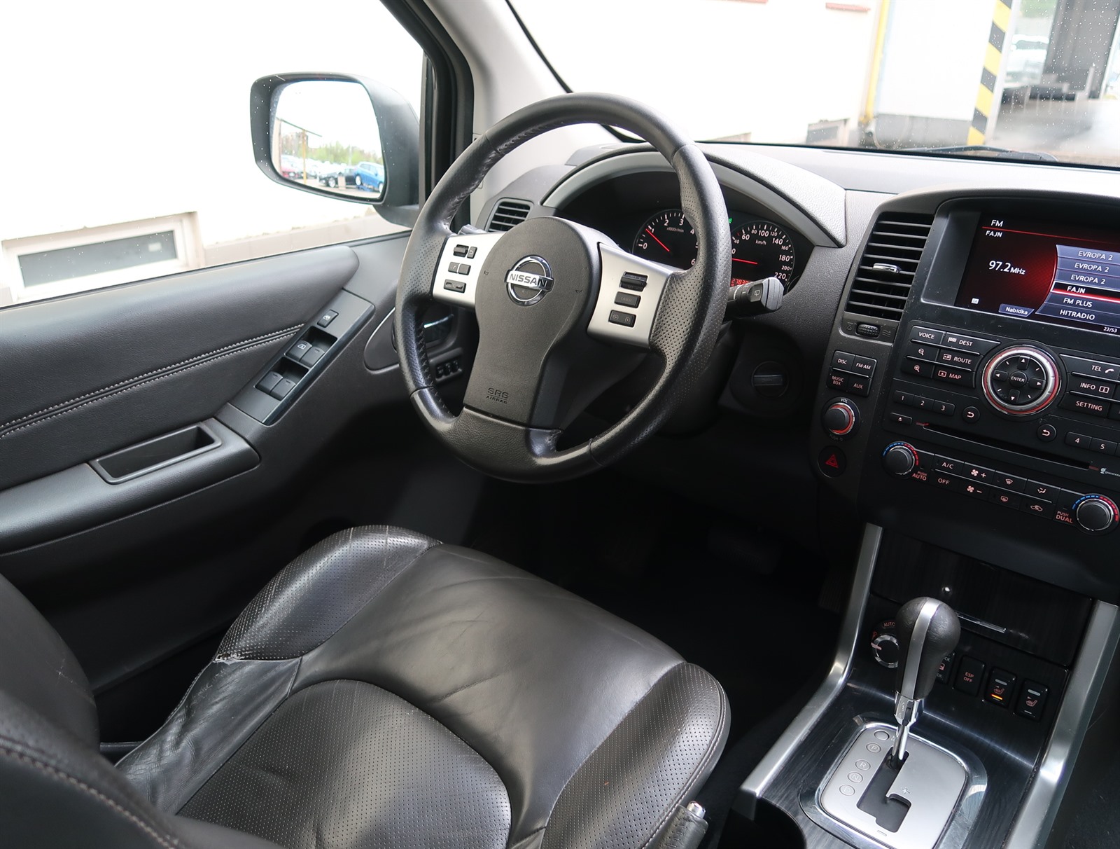 Nissan Pathfinder, 2011 - pohled č. 9