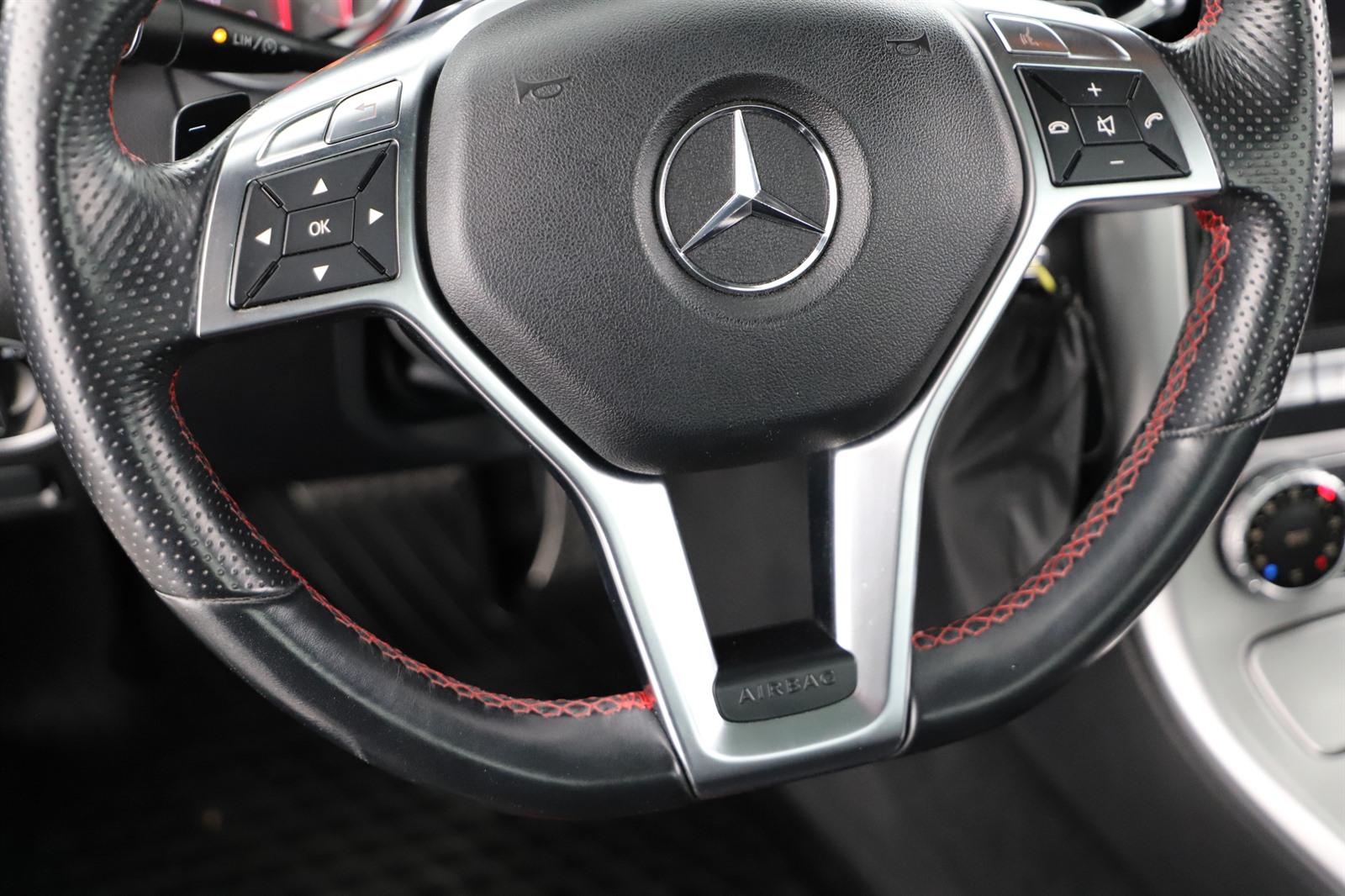 Mercedes-Benz SLK, 2012 - pohled č. 13