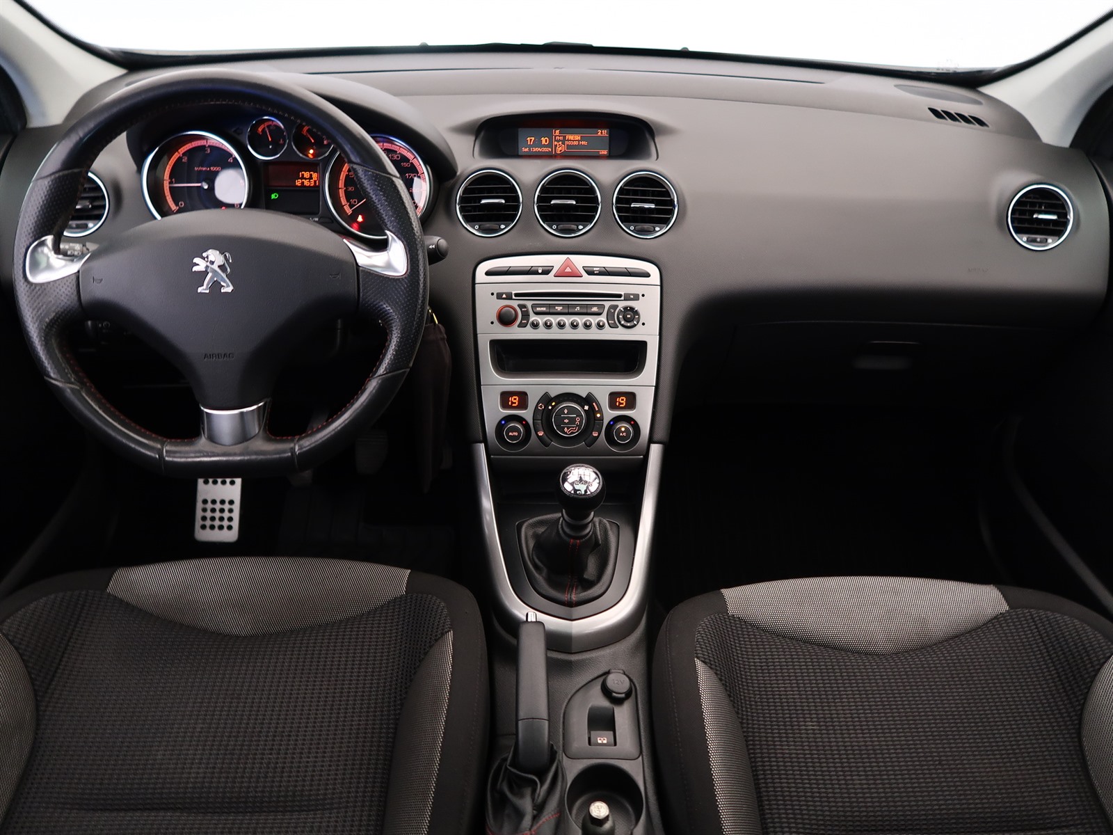 Peugeot 308, 2012 - pohled č. 10