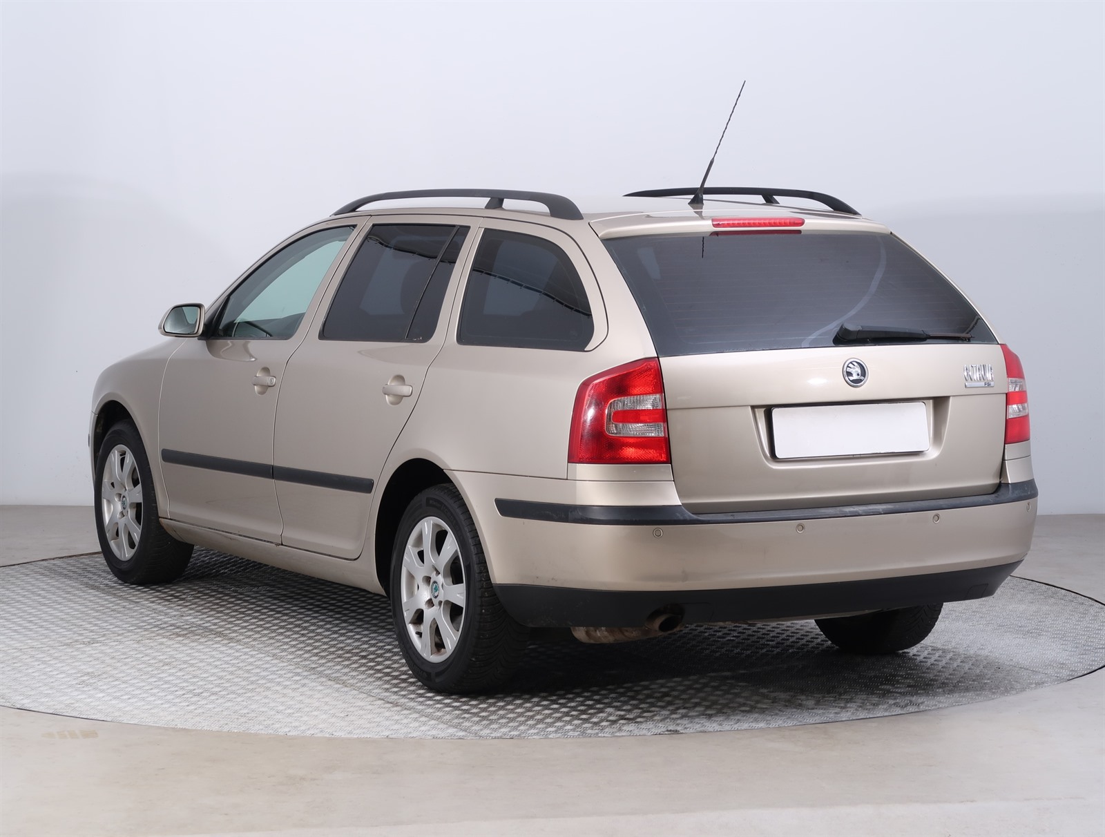 Škoda Octavia, 2007 - pohled č. 5