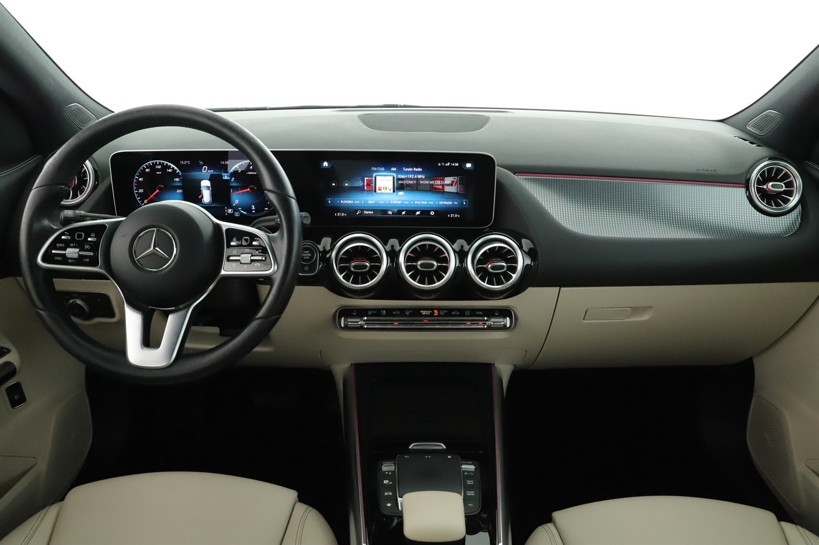 Mercedes-Benz GLA, 2020 - pohled č. 9