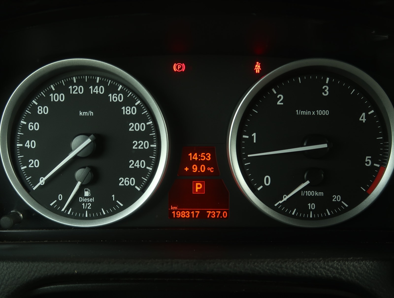 BMW X6, 2012 - pohled č. 17