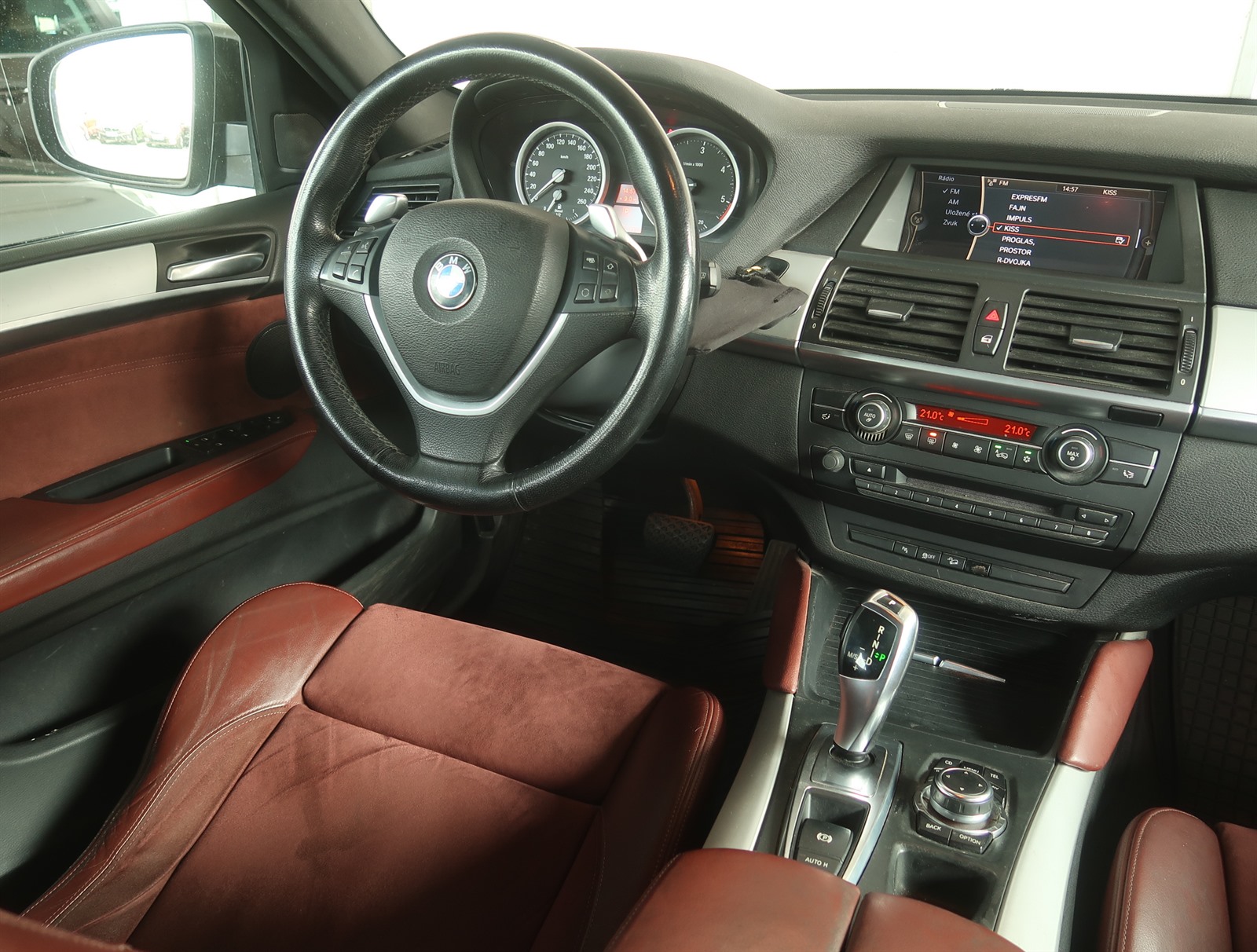 BMW X6, 2012 - pohled č. 9