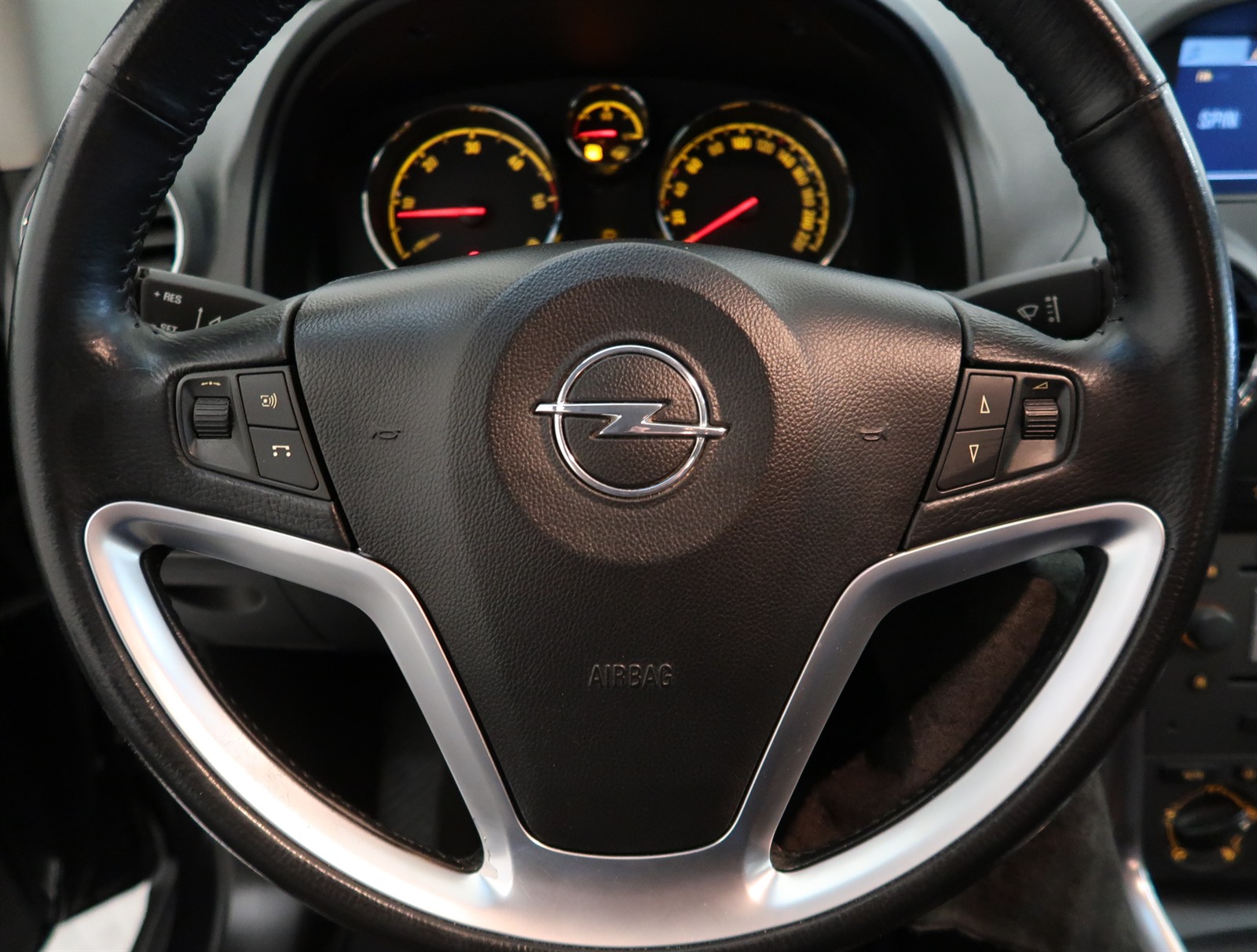 Opel Antara, 2011 - pohled č. 25