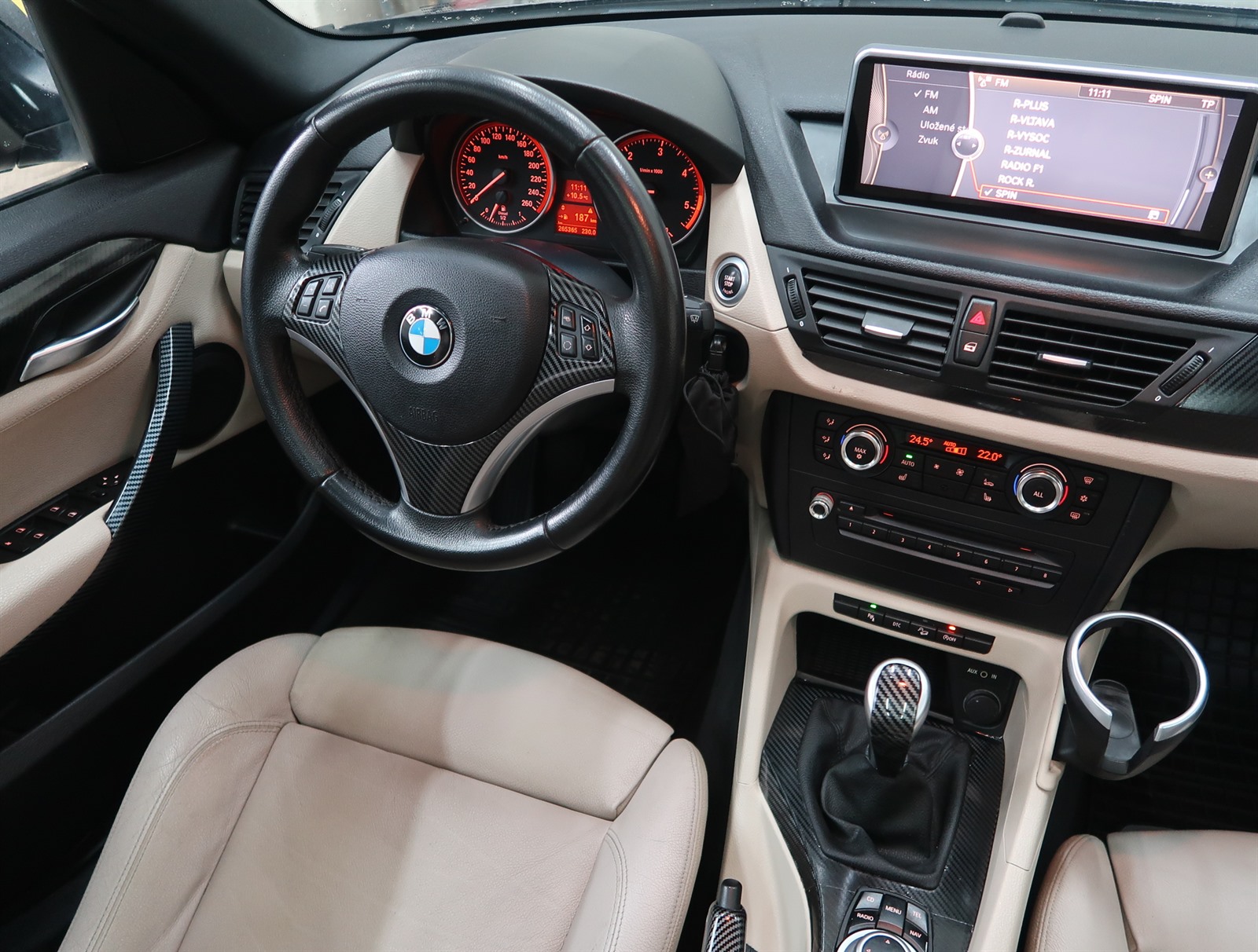 BMW X1, 2009 - pohled č. 9
